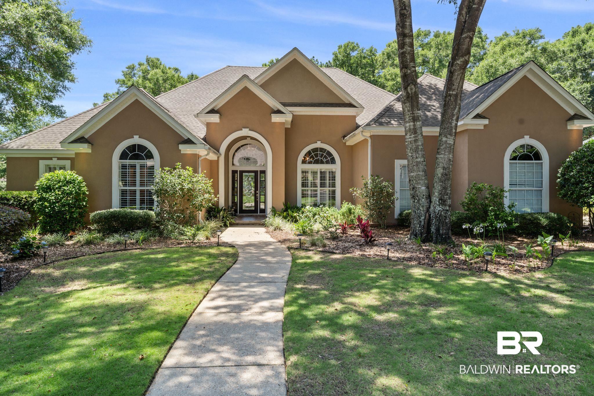 138 Easton Circle — photo
