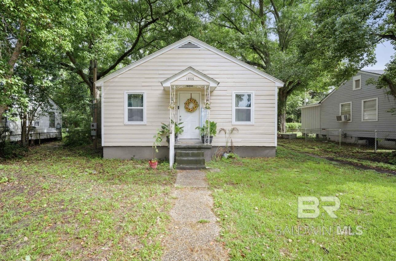 1806 N Mott Drive — photo