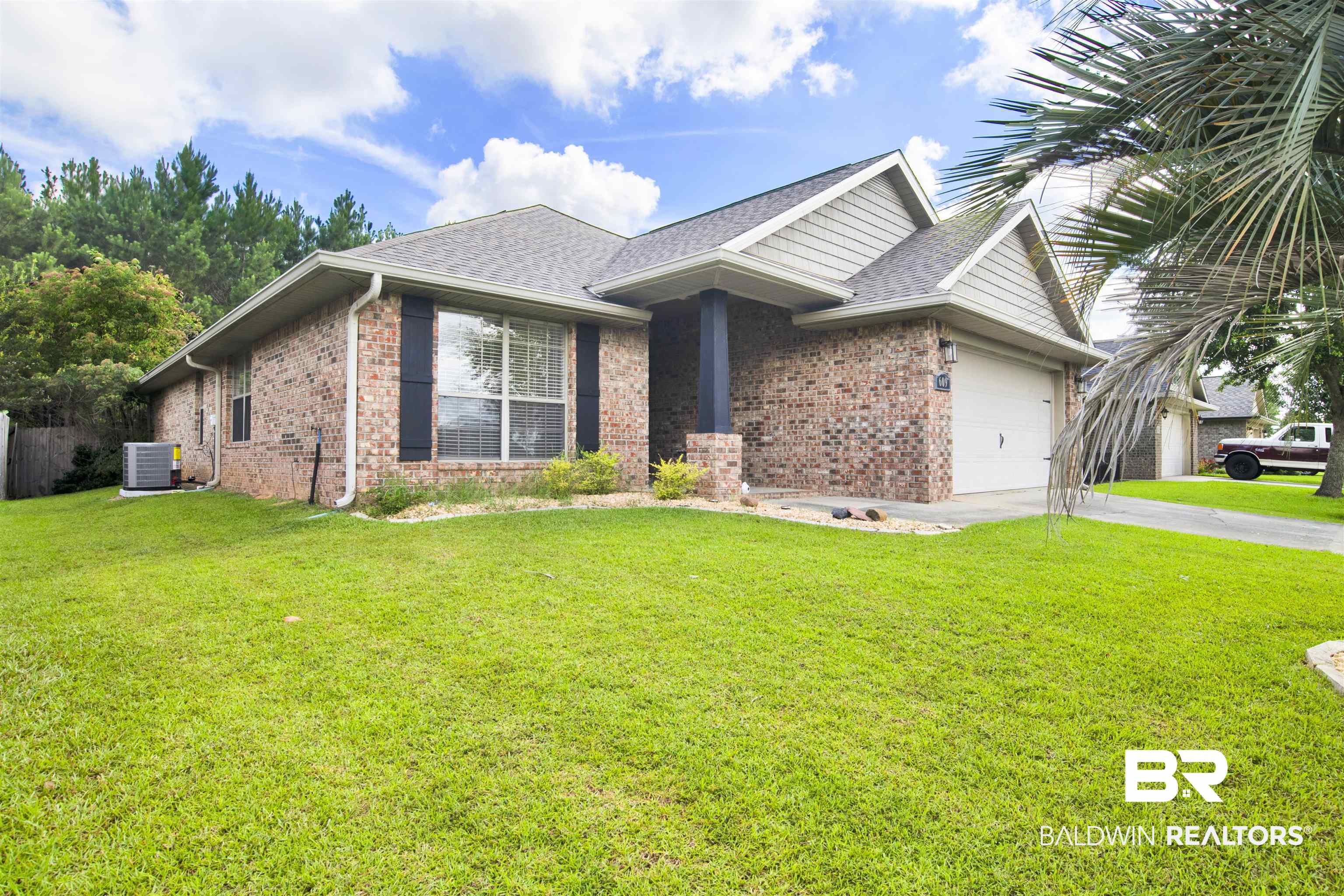 609 Iberville Drive — photo