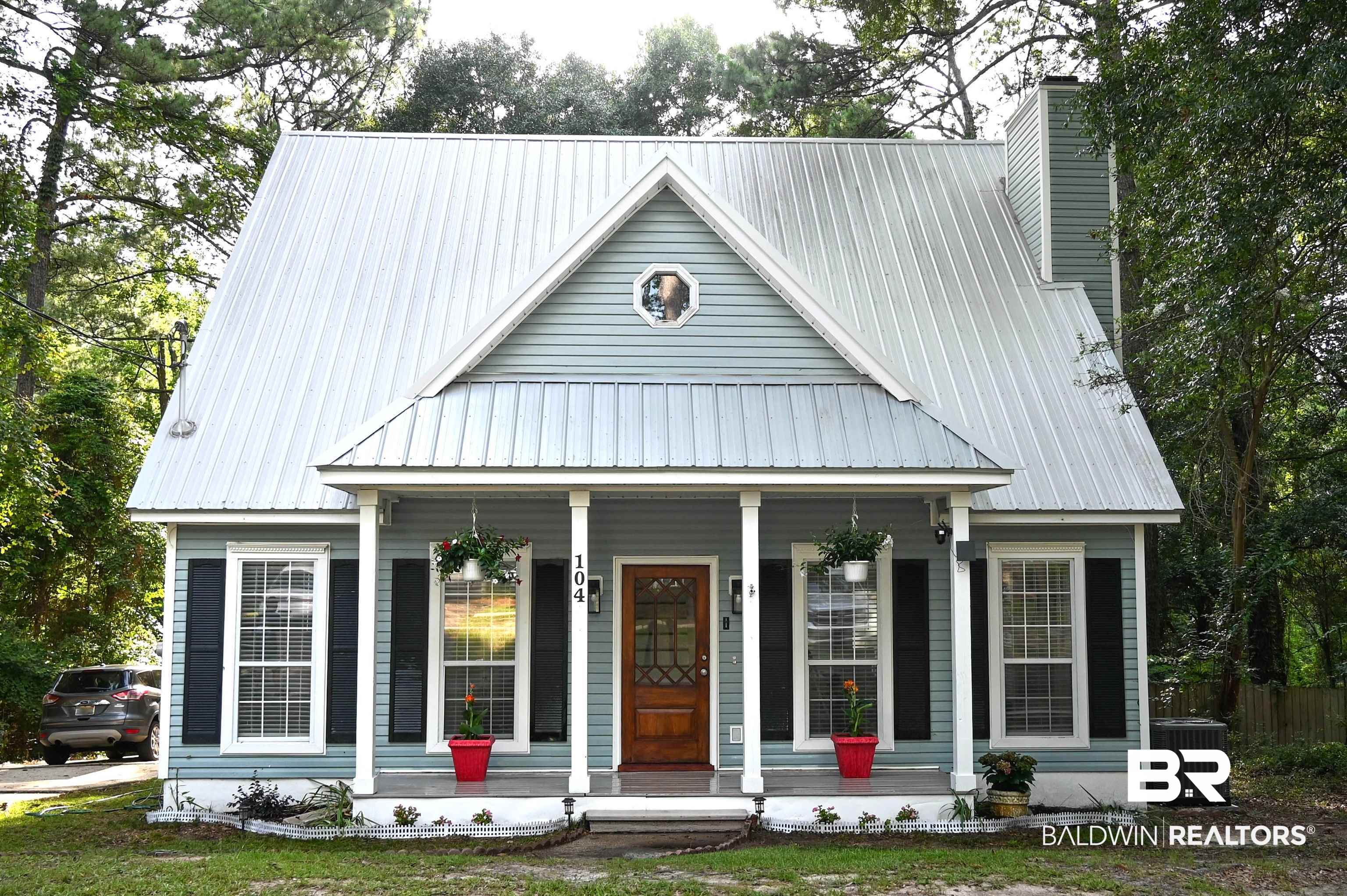 104 Crestview Circle — photo
