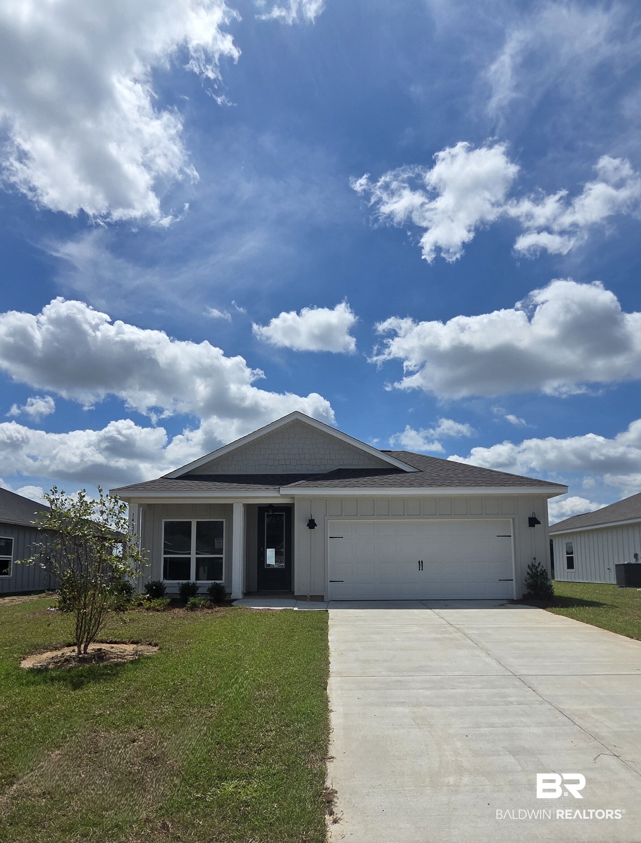14421 Versailles Circle — photo