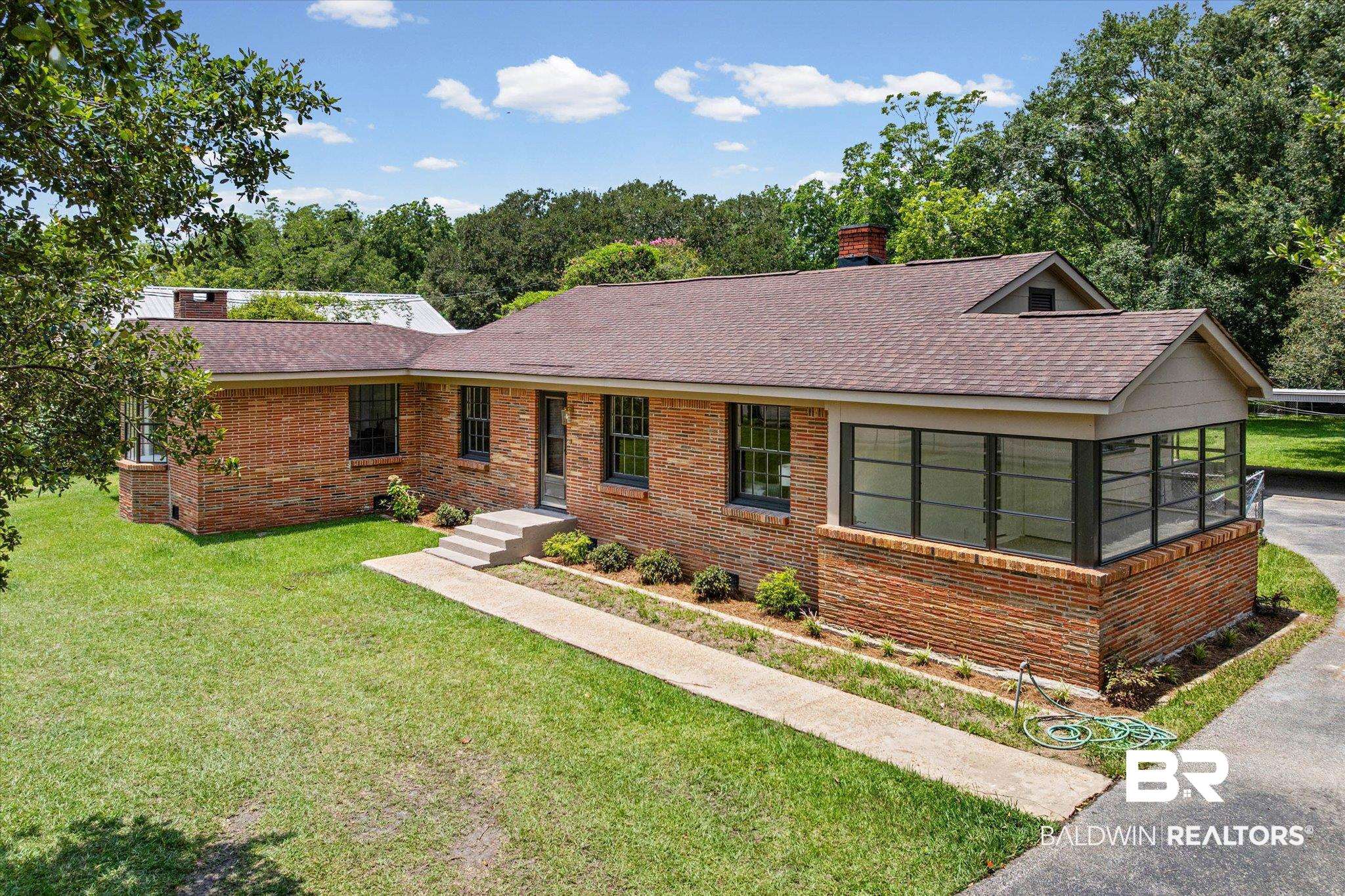 1301 Randall Avenue — photo