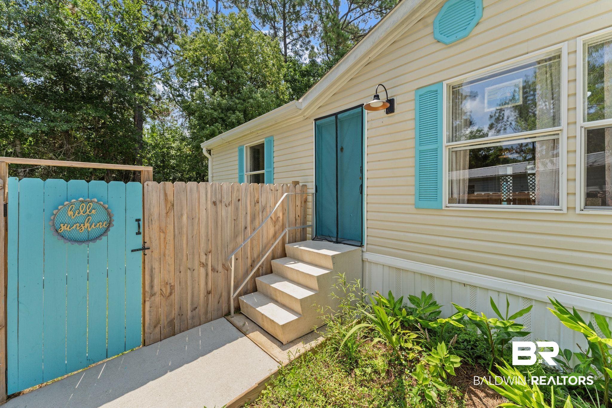 25231 Pompano Drive — photo