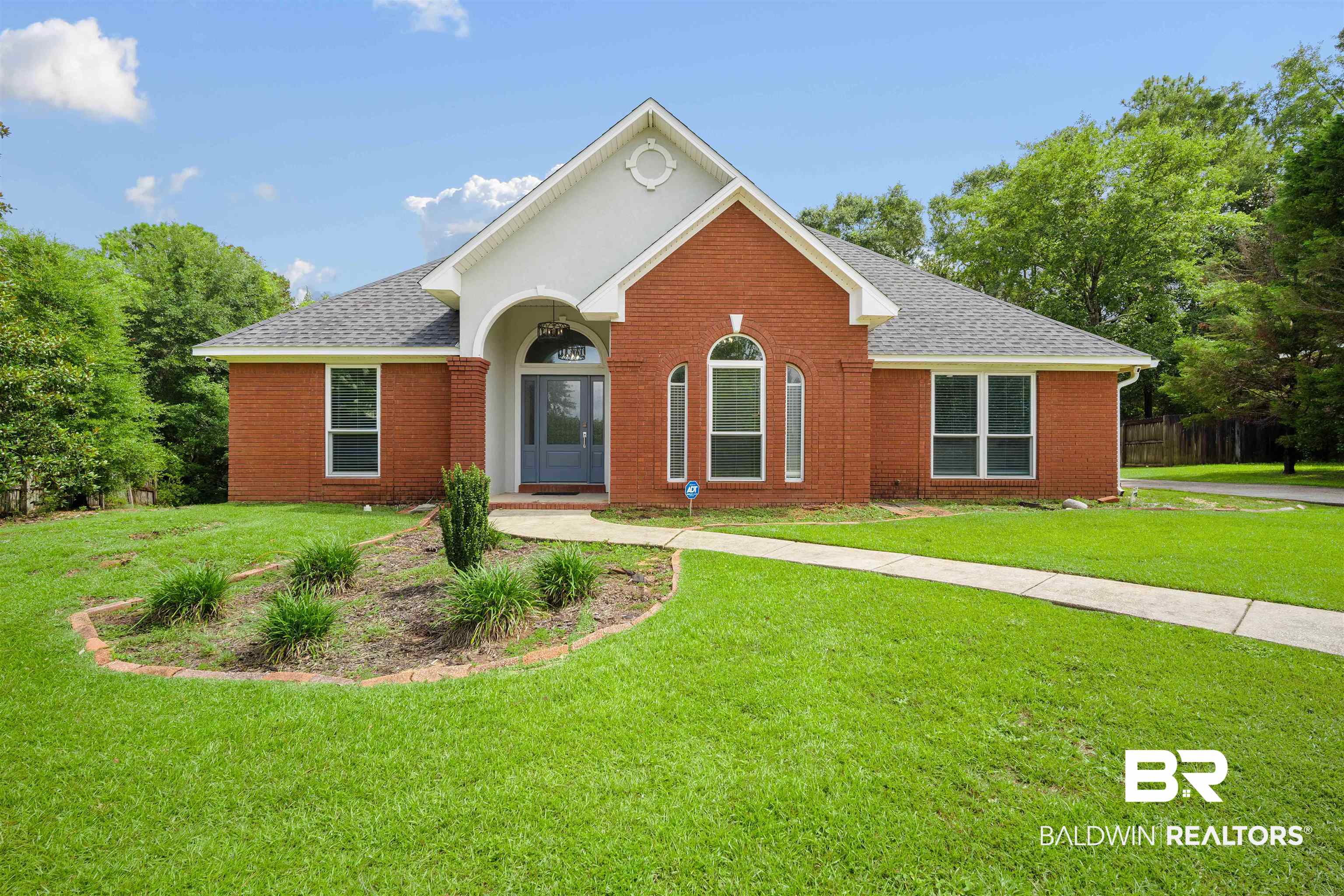 11119 Lake Circle — photo