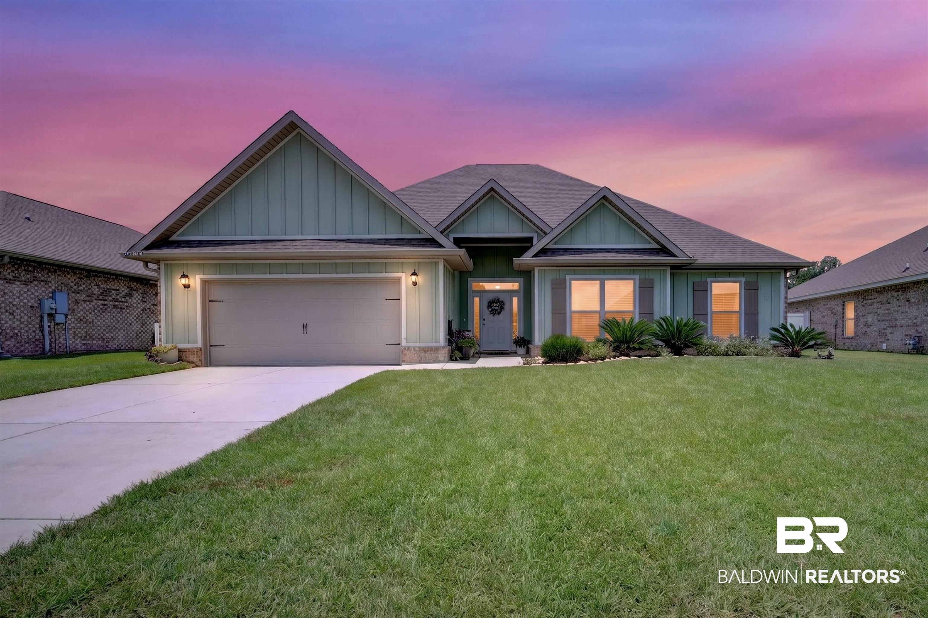 24815 Spectacular Bid Loop — photo