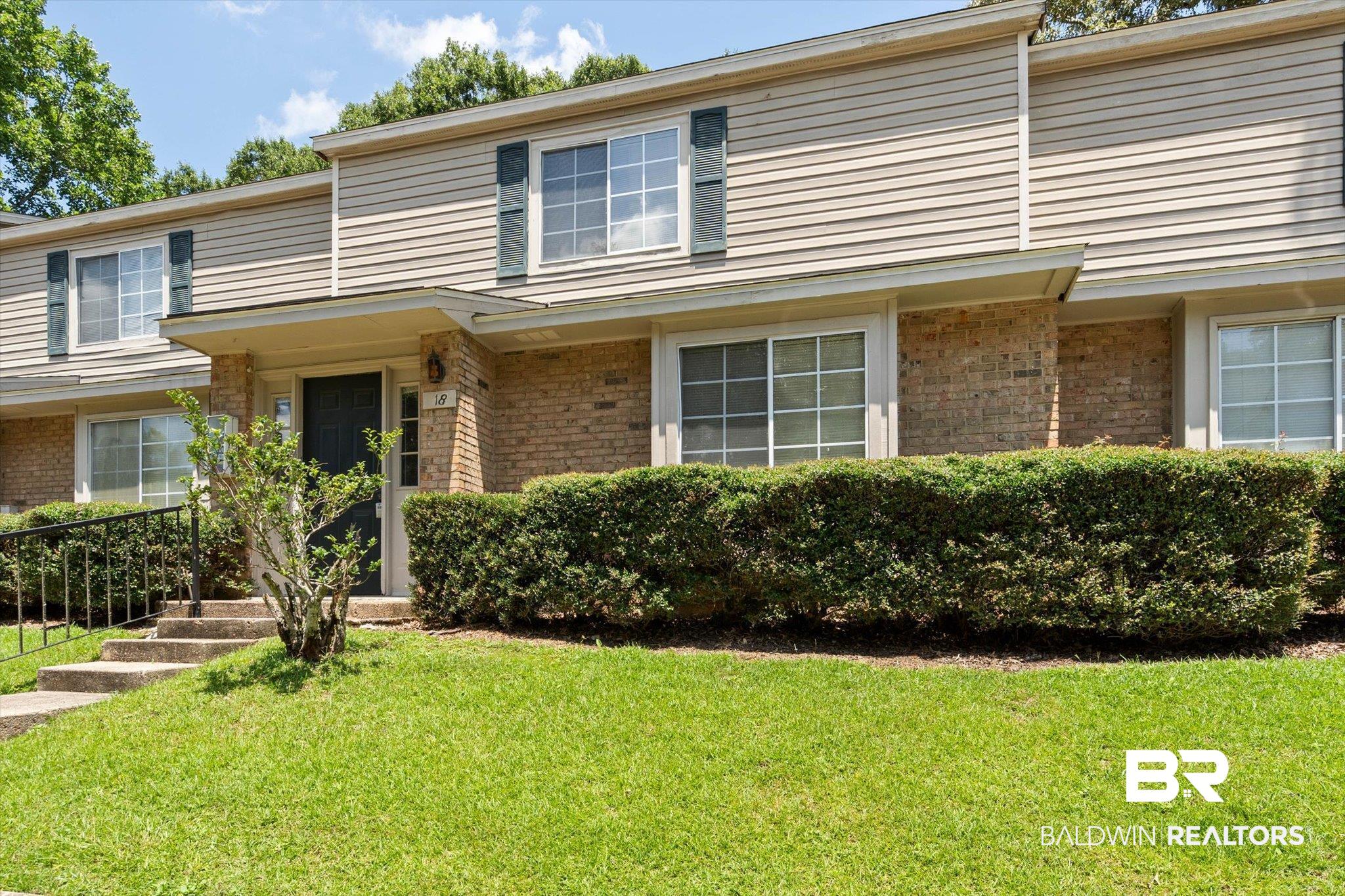 6701 Dickens Ferry Road #18 — photo