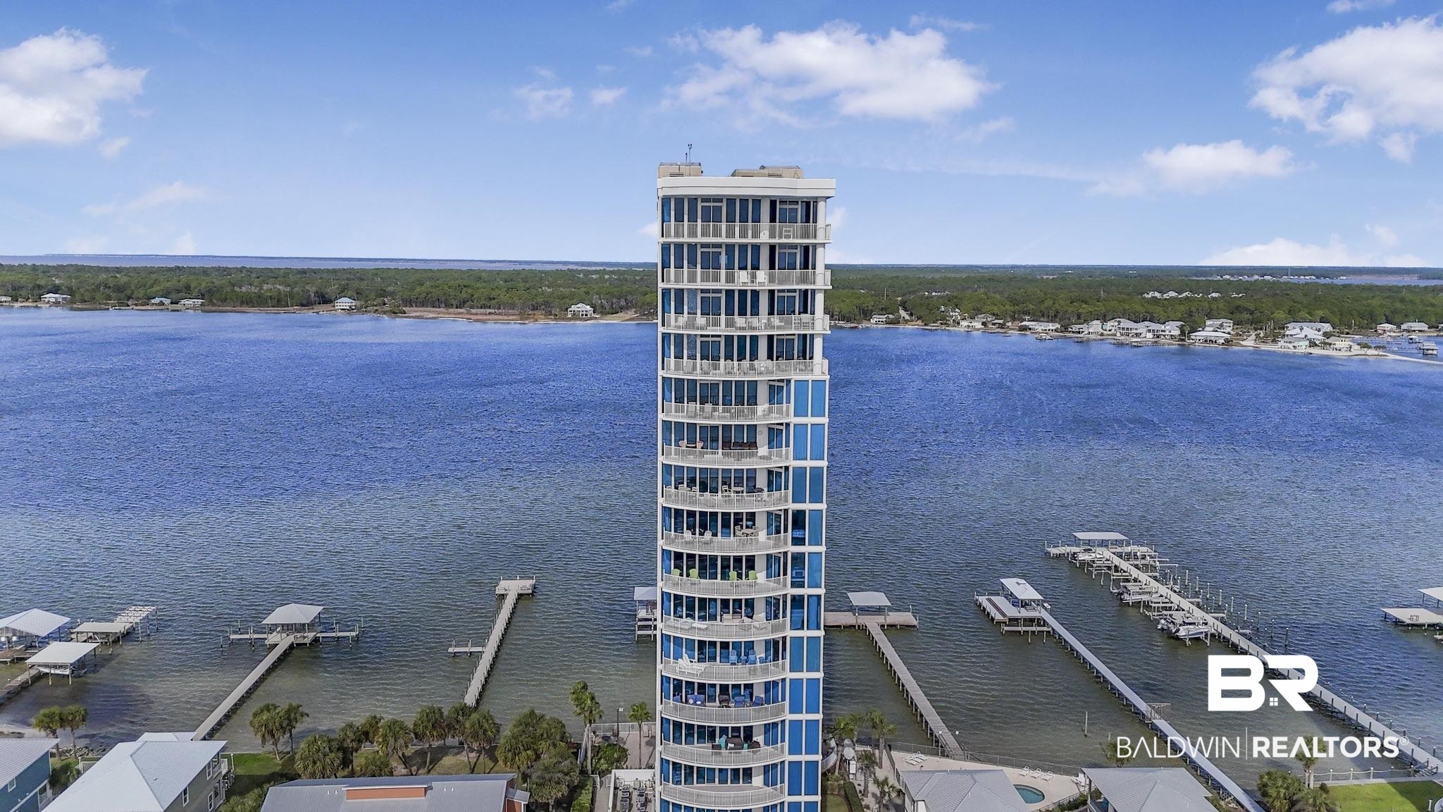 1940 W Beach Boulevard #16 Penthouse 16 — photo