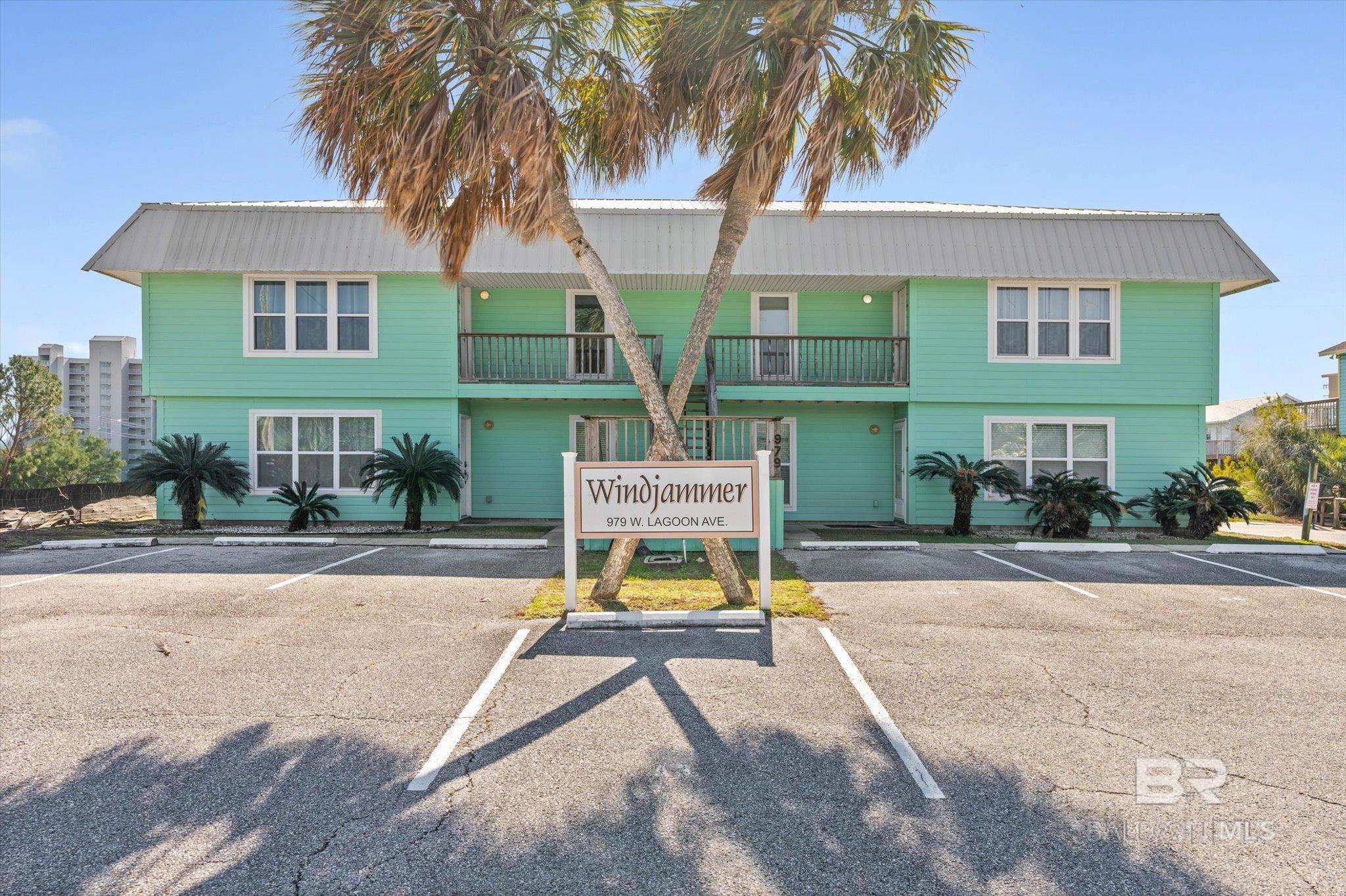 979 W Lagoon Avenue # C3 — photo