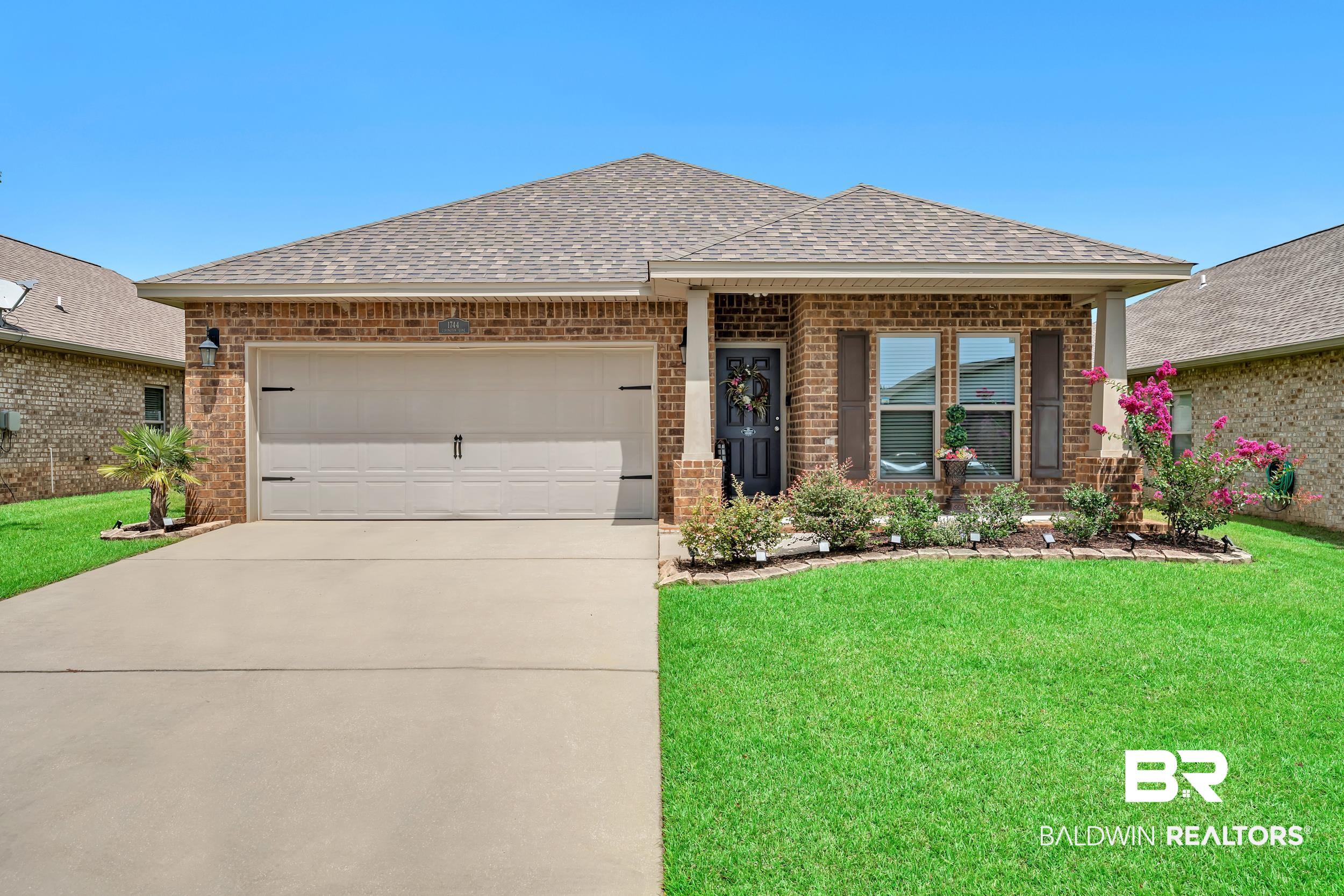 1744 Covington Lane — photo