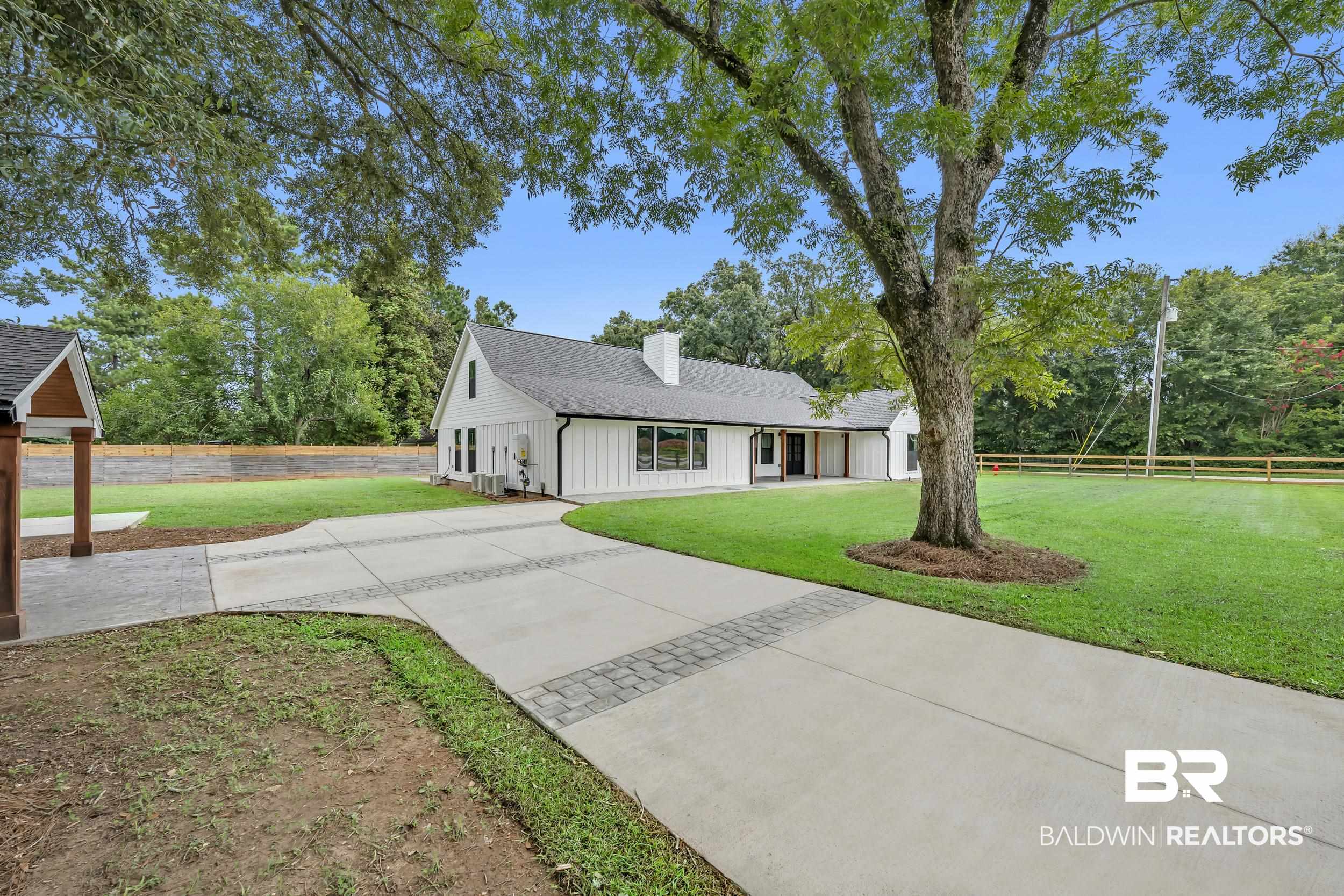 10951 County Road 48 — photo