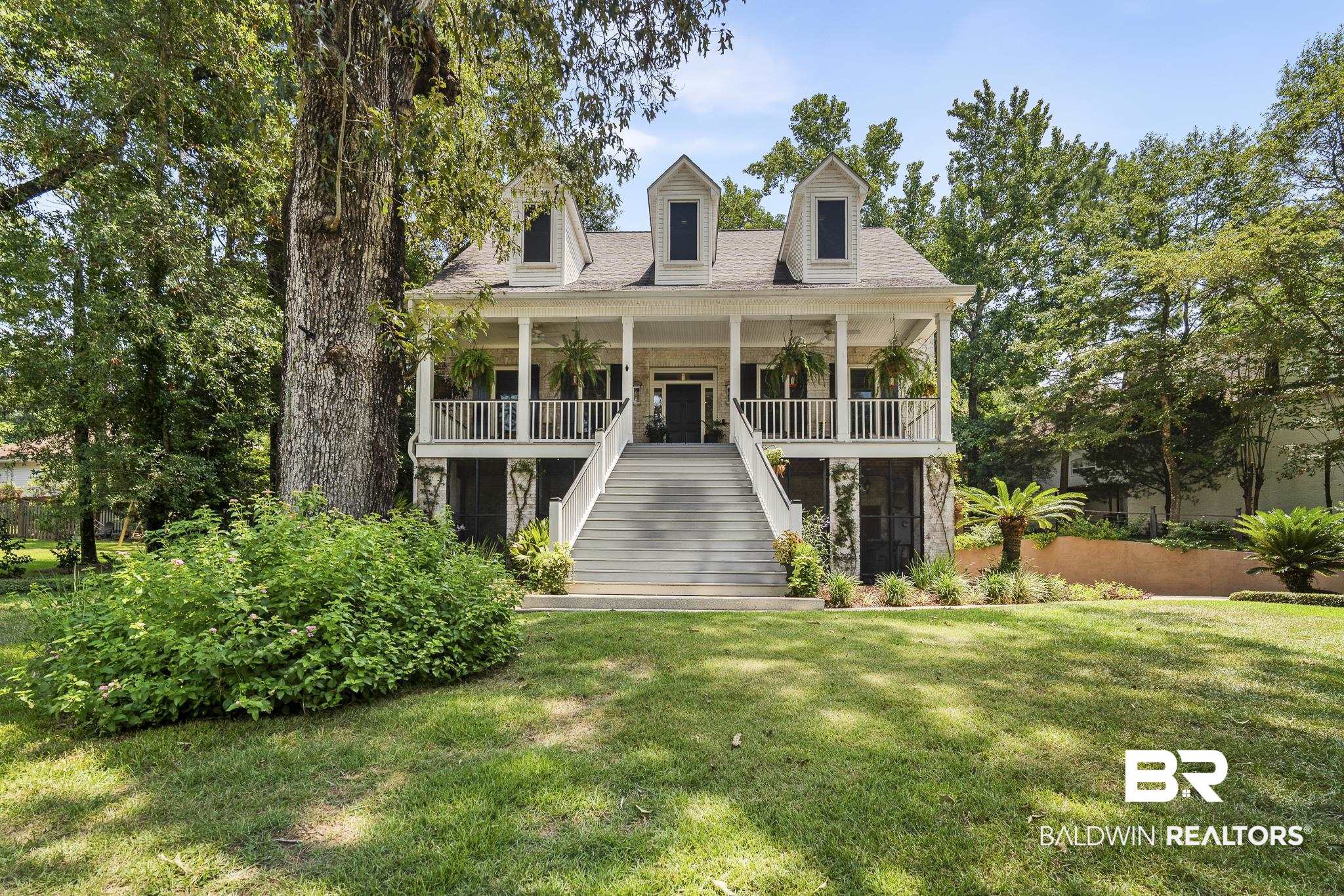 1203 Old County Road — photo