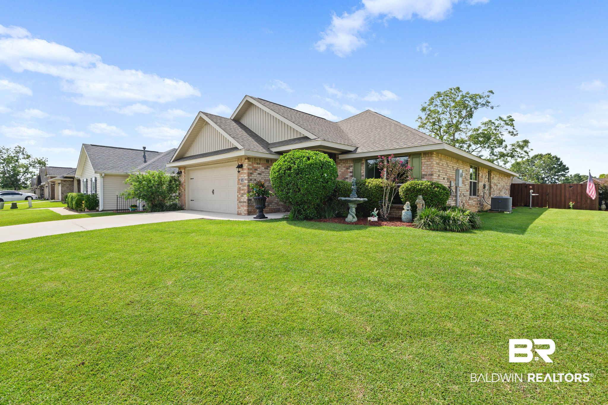 16050 Trace Drive — photo