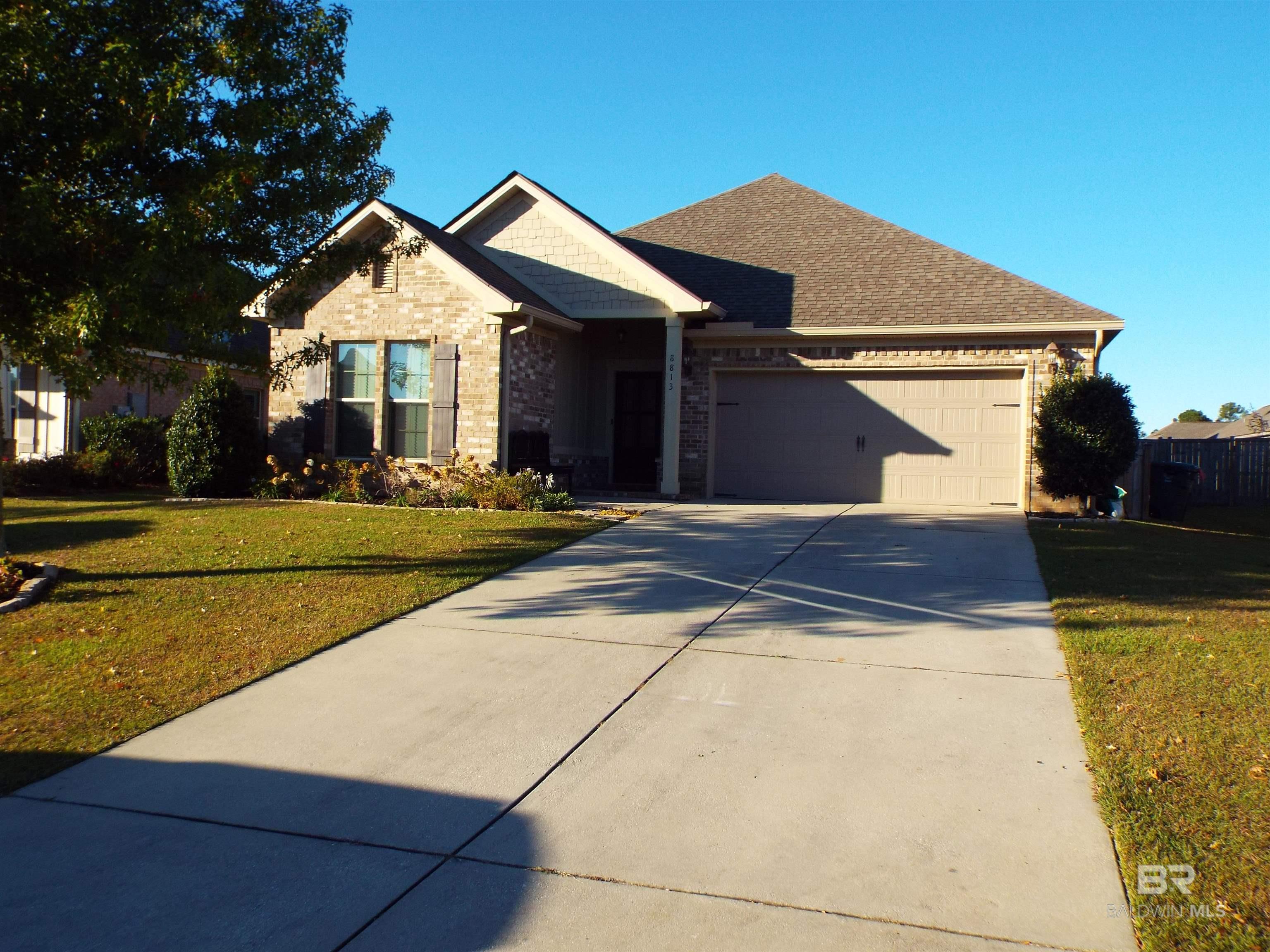 8813 Asphodel Lane — photo