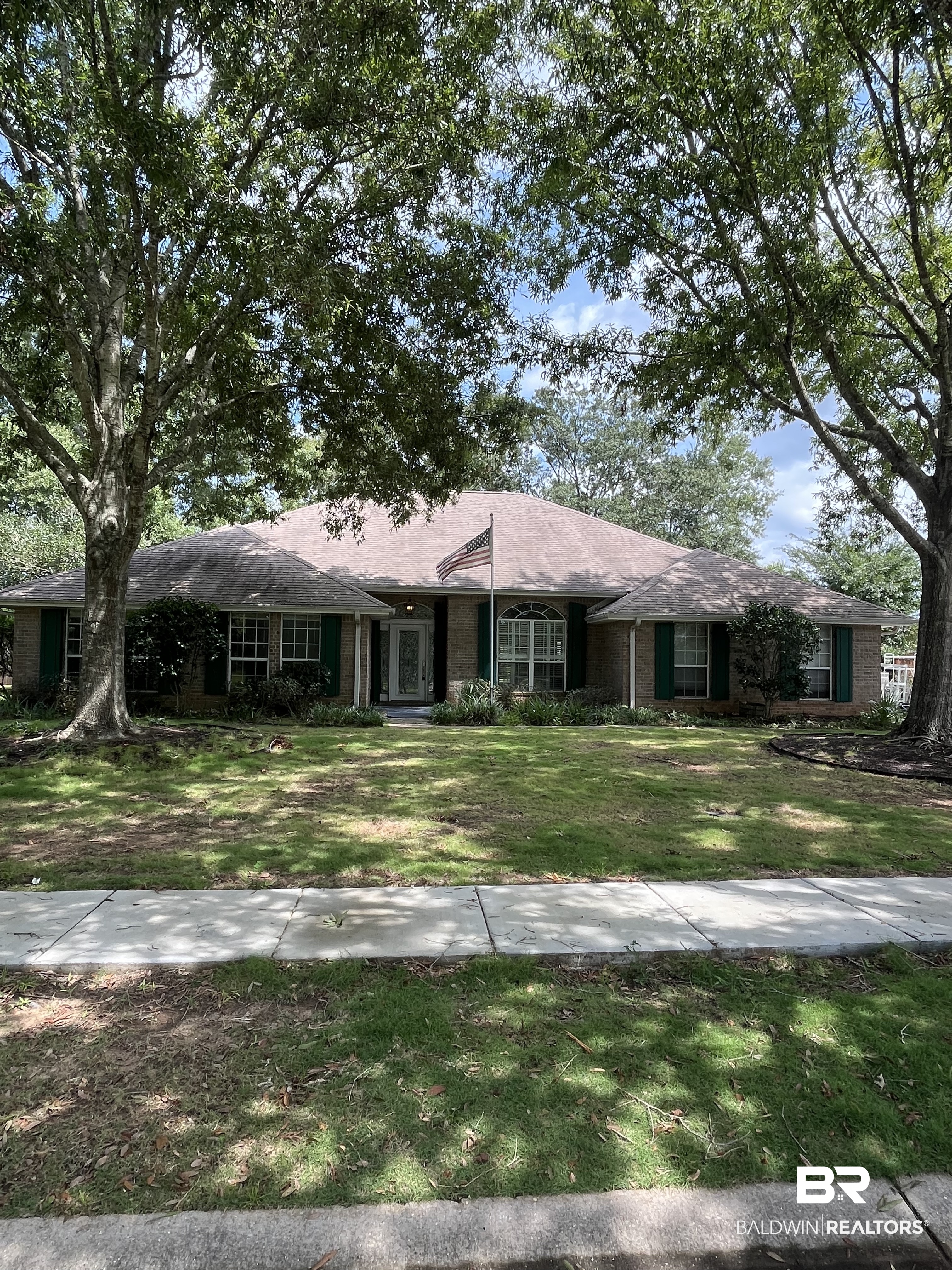 12700 Briarwood Drive — photo
