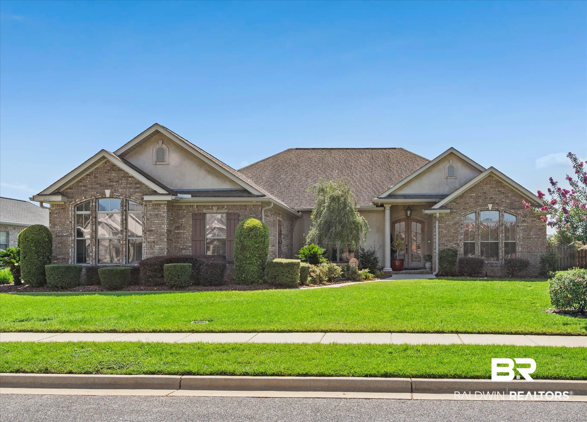 2245 E Turtle Creek — photo