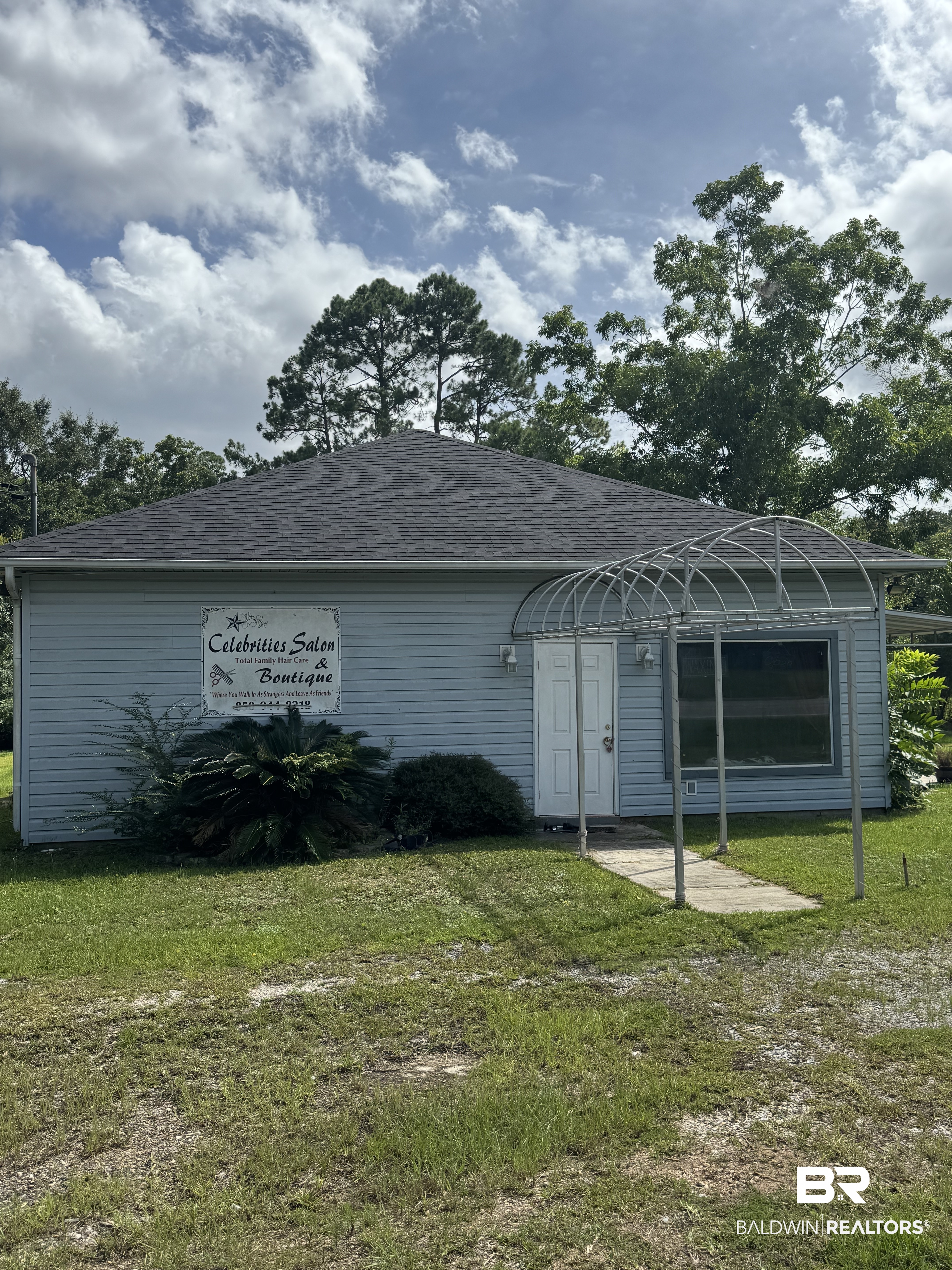 7115 Mobile Hwy — photo