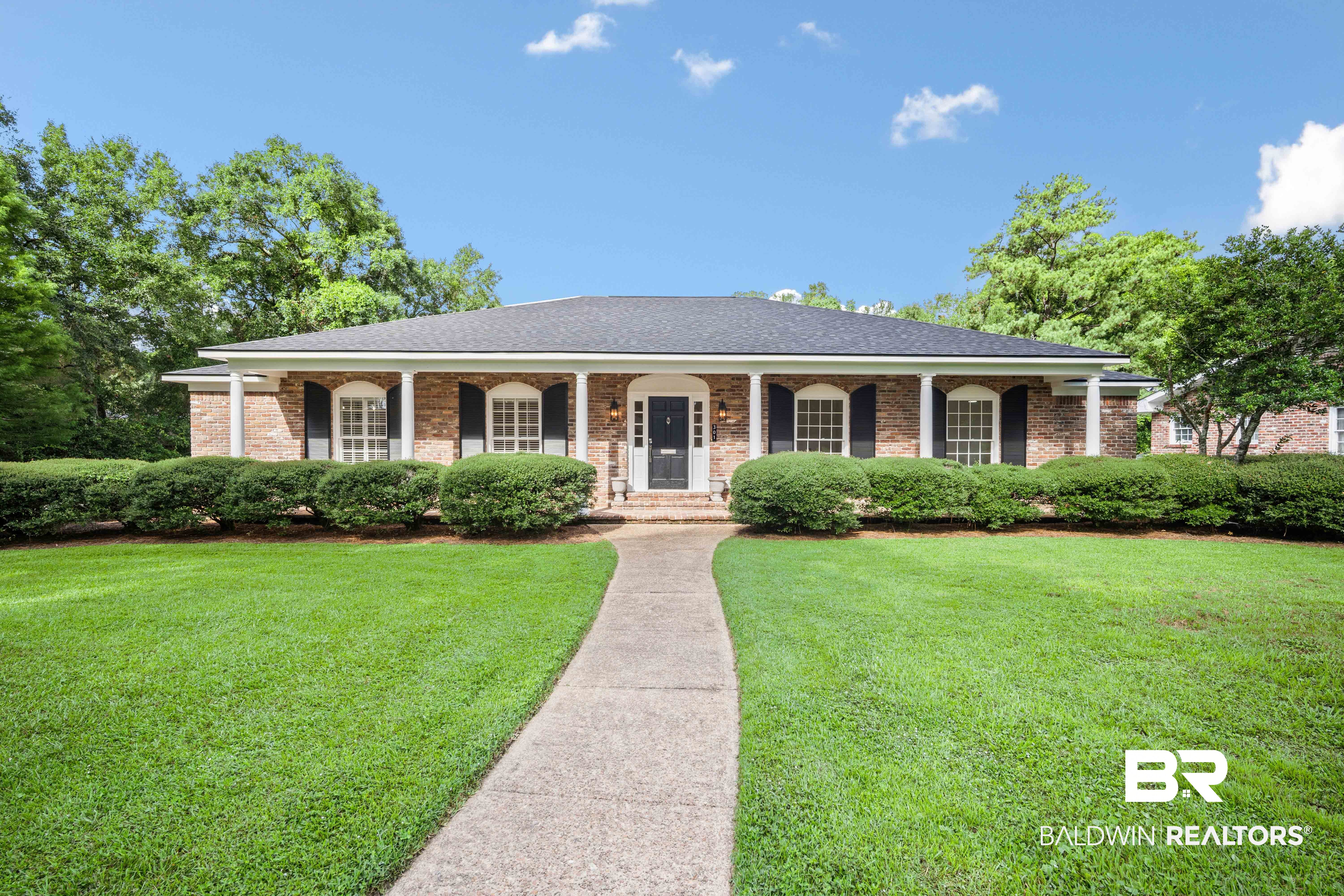 301 E Indian Creek Drive — photo