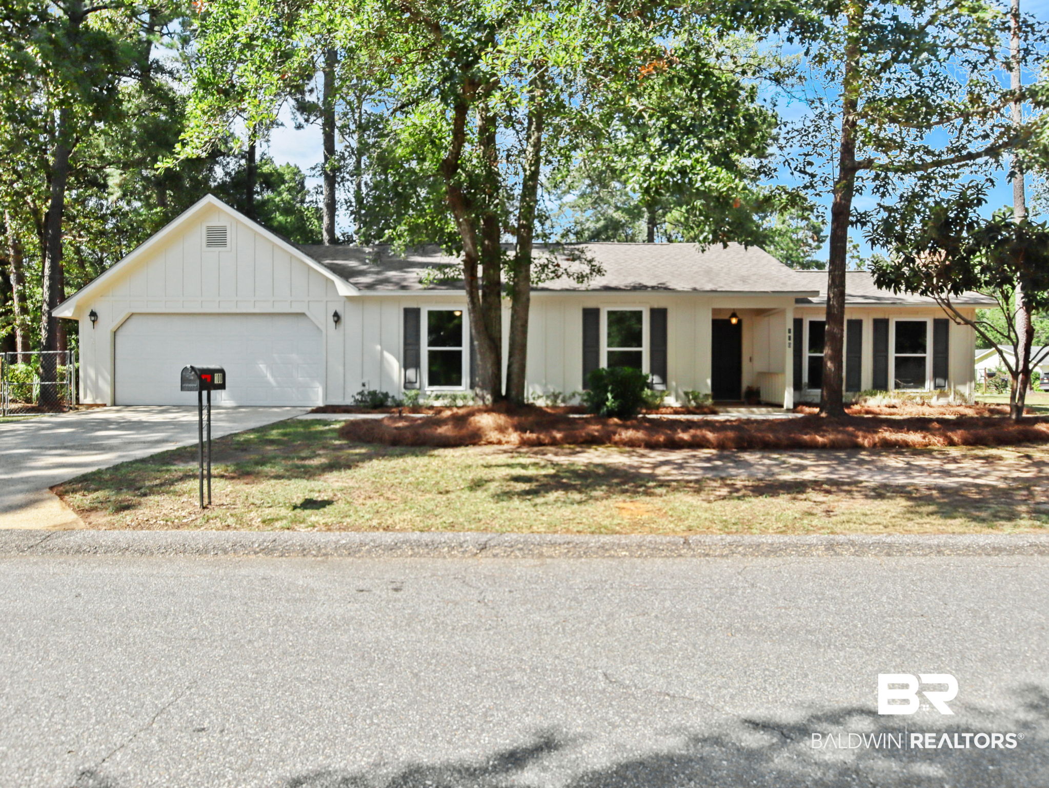 100 Beechwood Cir — photo