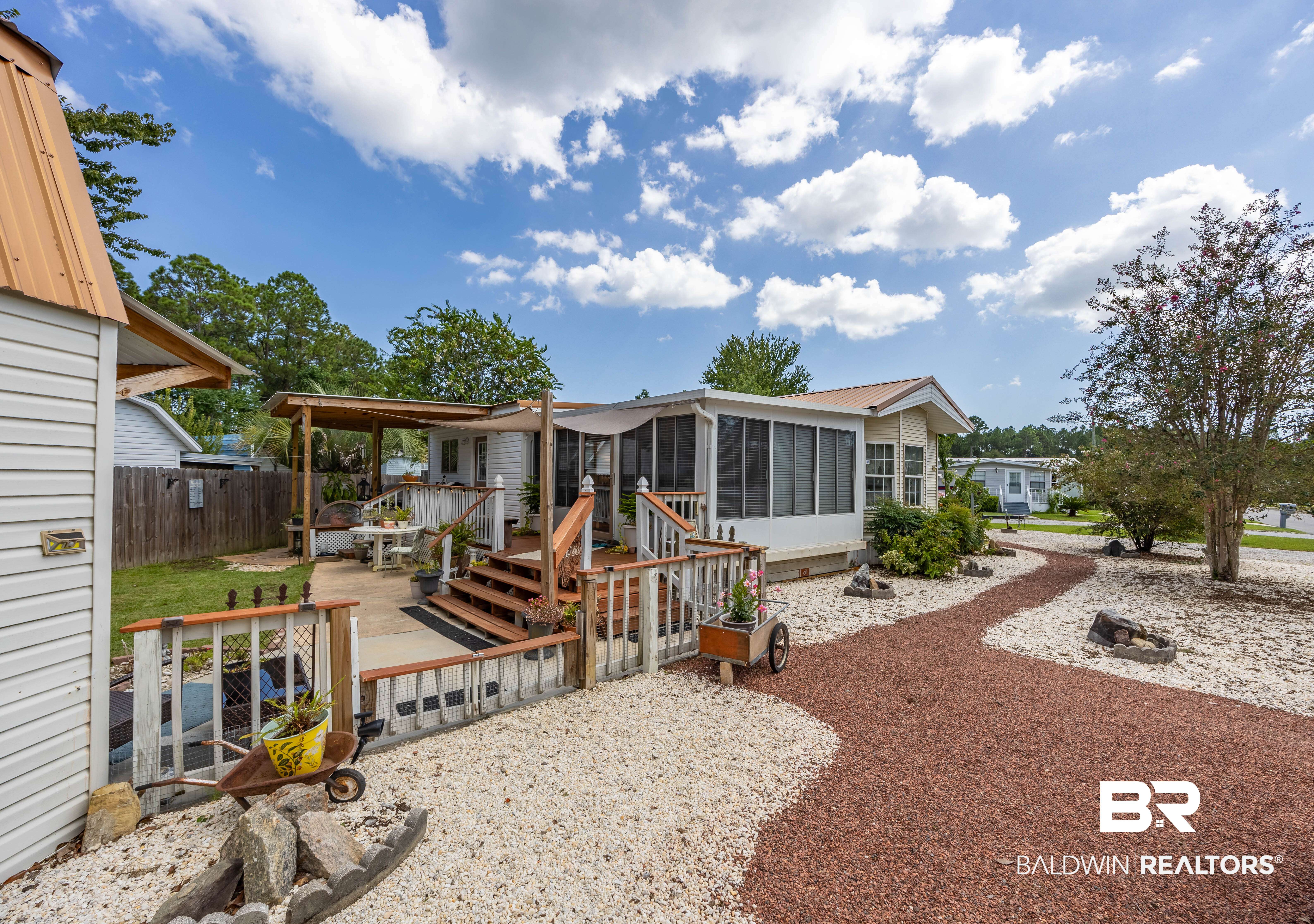 247 Defuniak Cir — photo