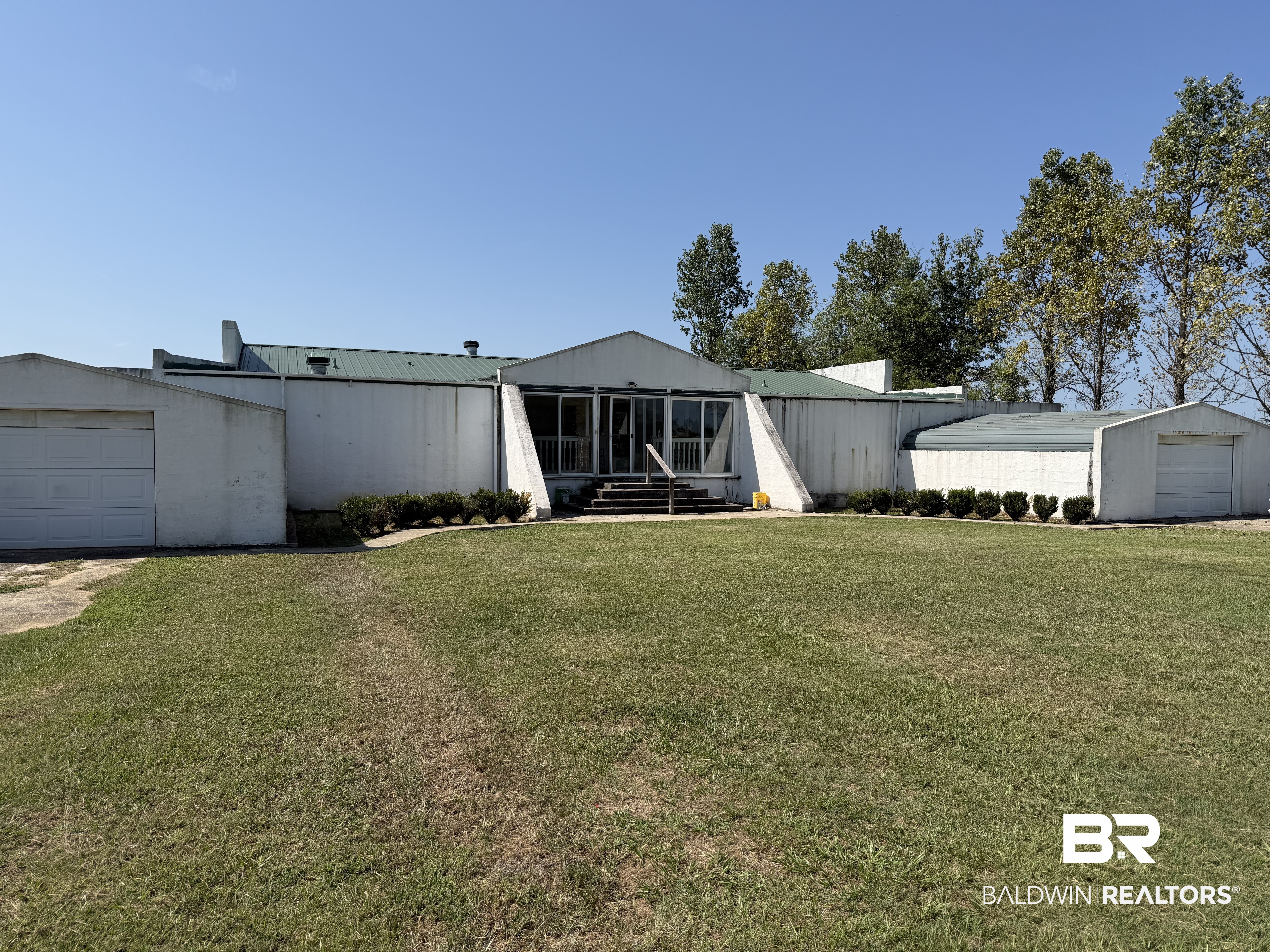 235 Burlington Street — photo