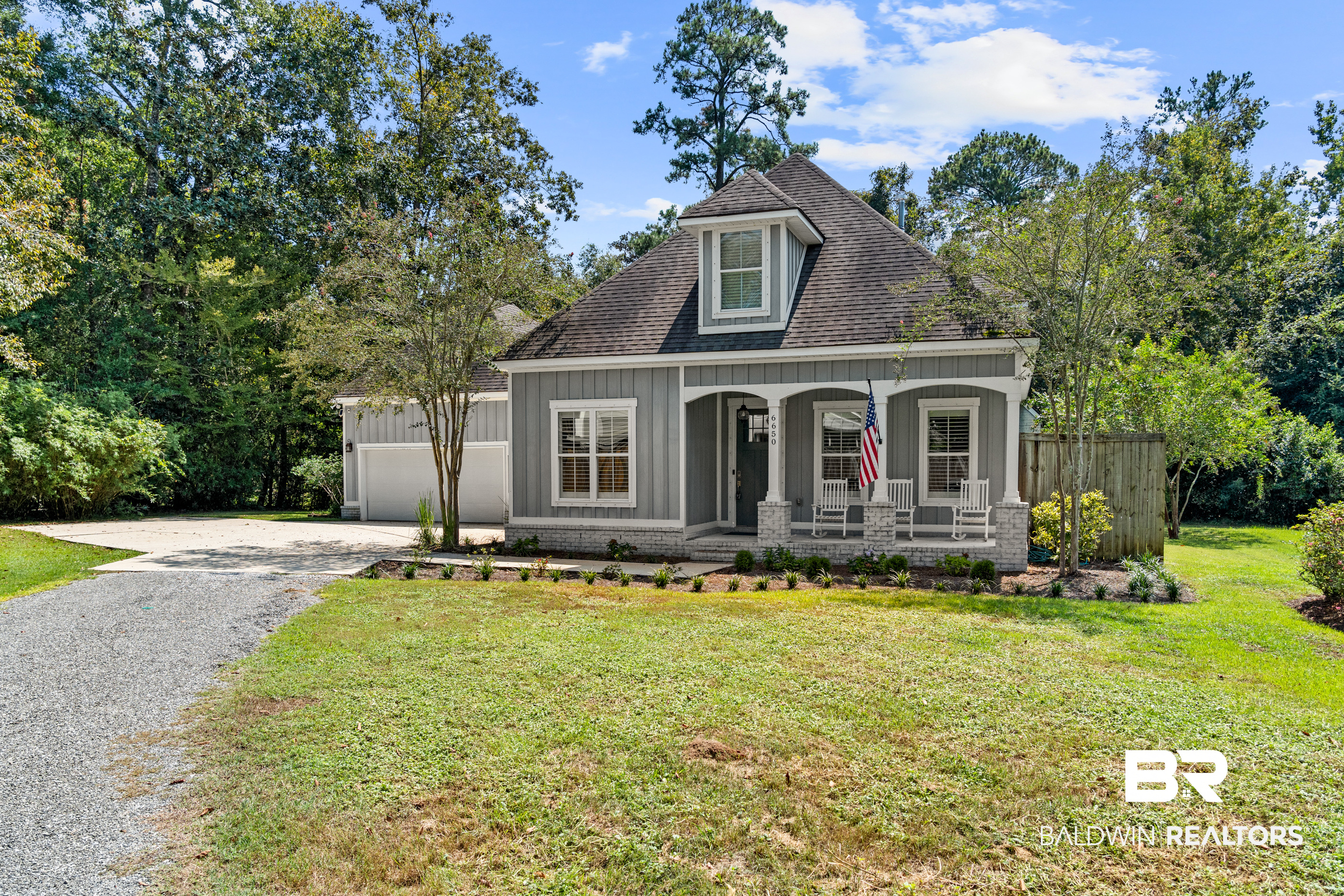 6650 N Winding Brook Drive — photo