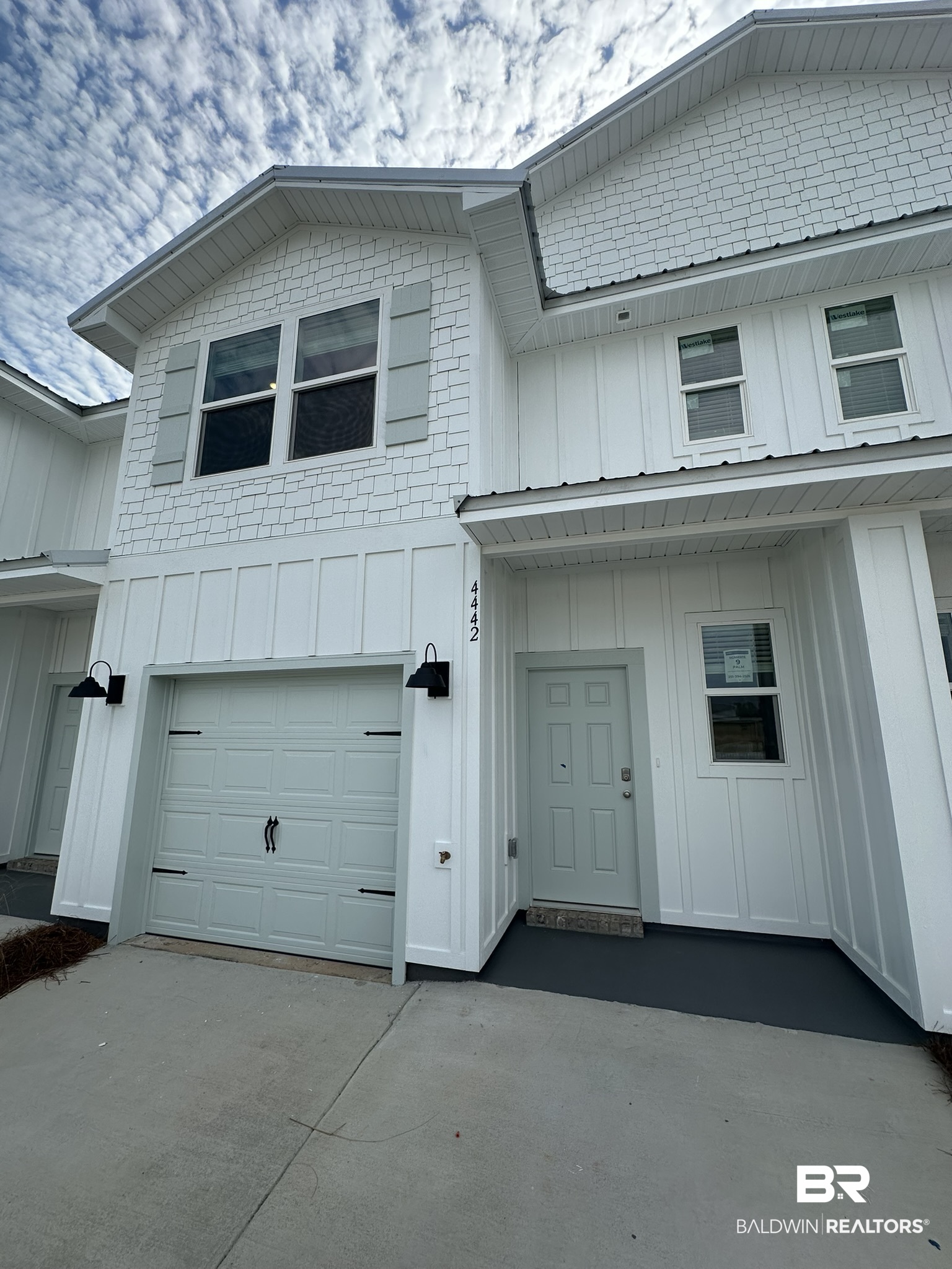 4442 Lost Bay Dr — photo