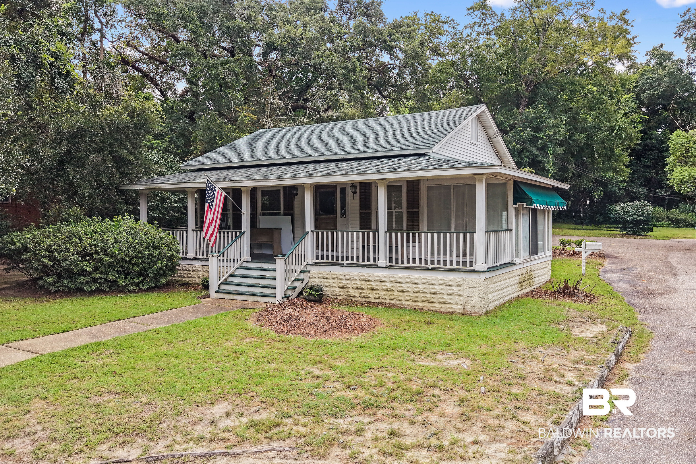 106 Fairhope Avenue — photo