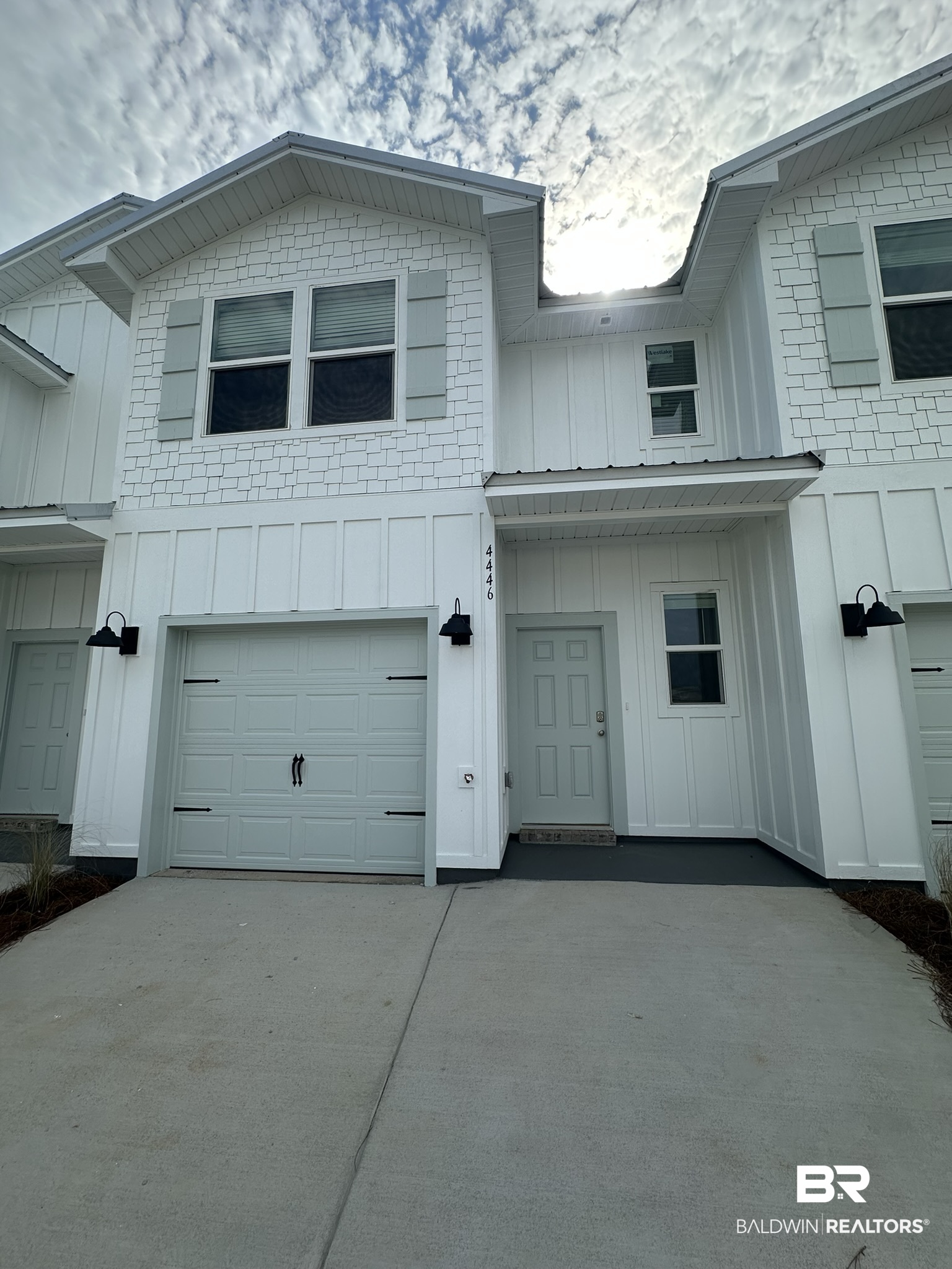 4446 Lost Bay Dr — photo