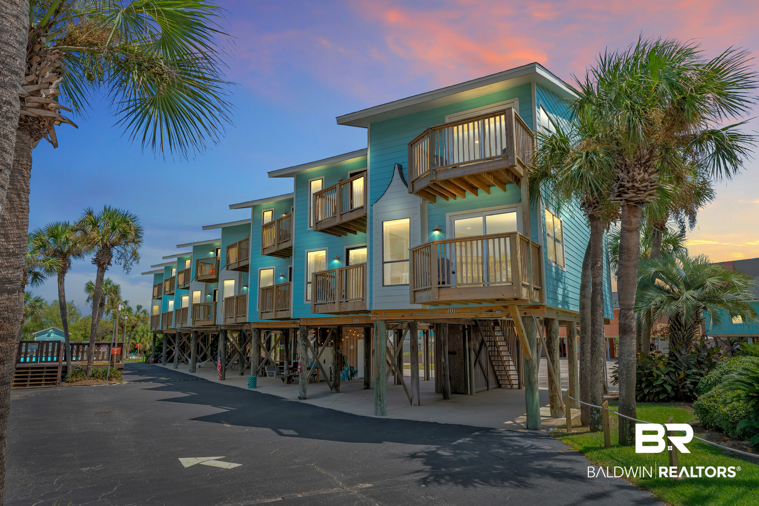 700 W Beach Blvd #101 — photo