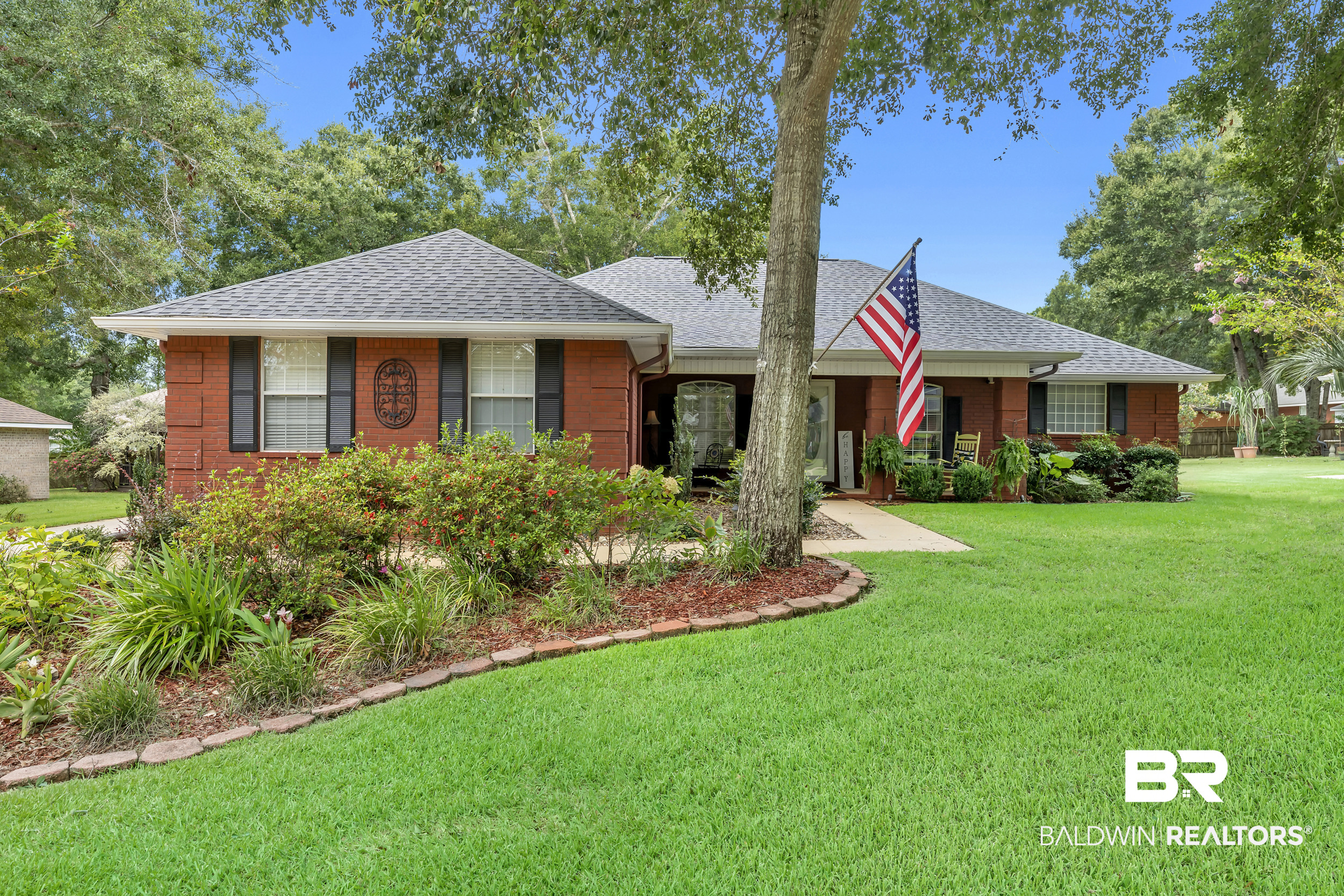 12191 Verona Court — photo