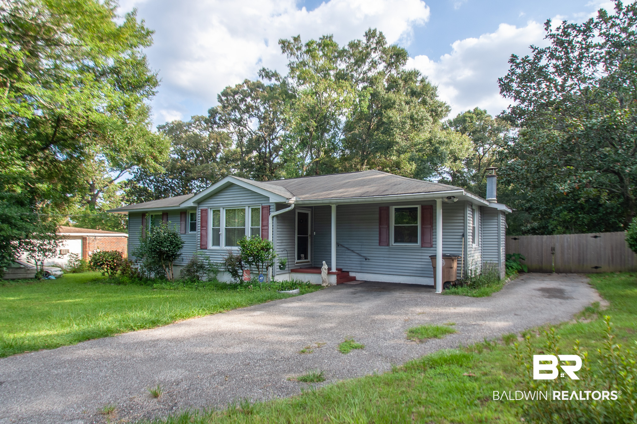 4001 Bourgeois Drive — photo