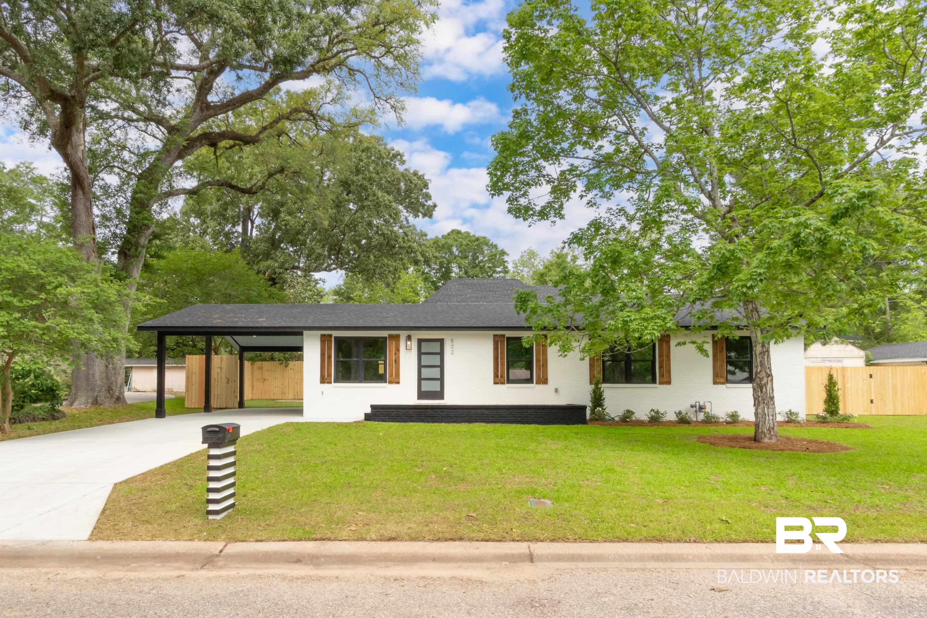 502 Horton Lane — photo