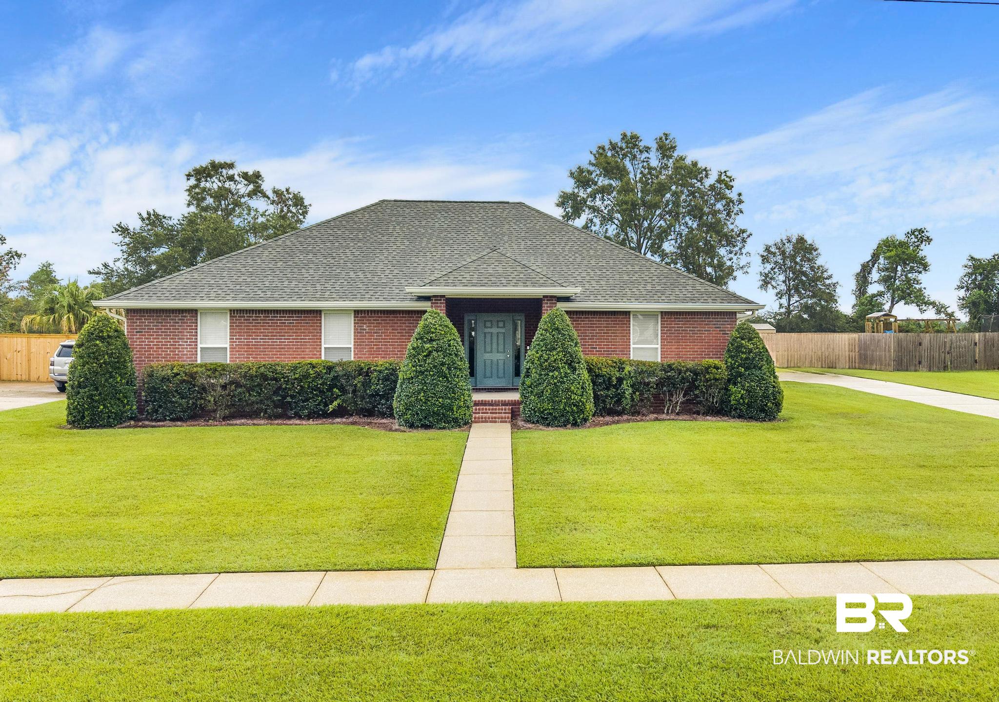 9631 Silverwood Drive — photo