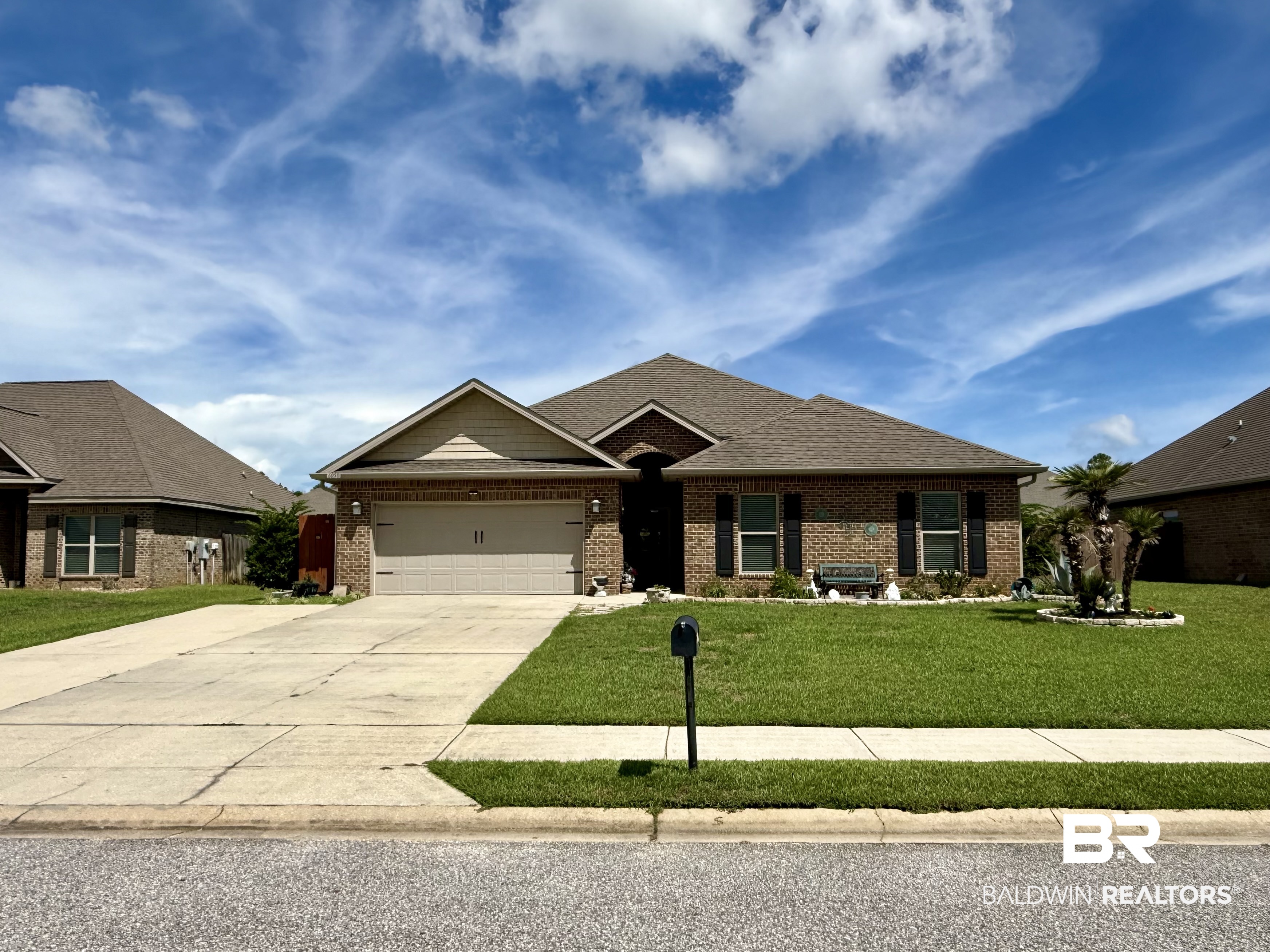 6050 Cobblestone Court — photo