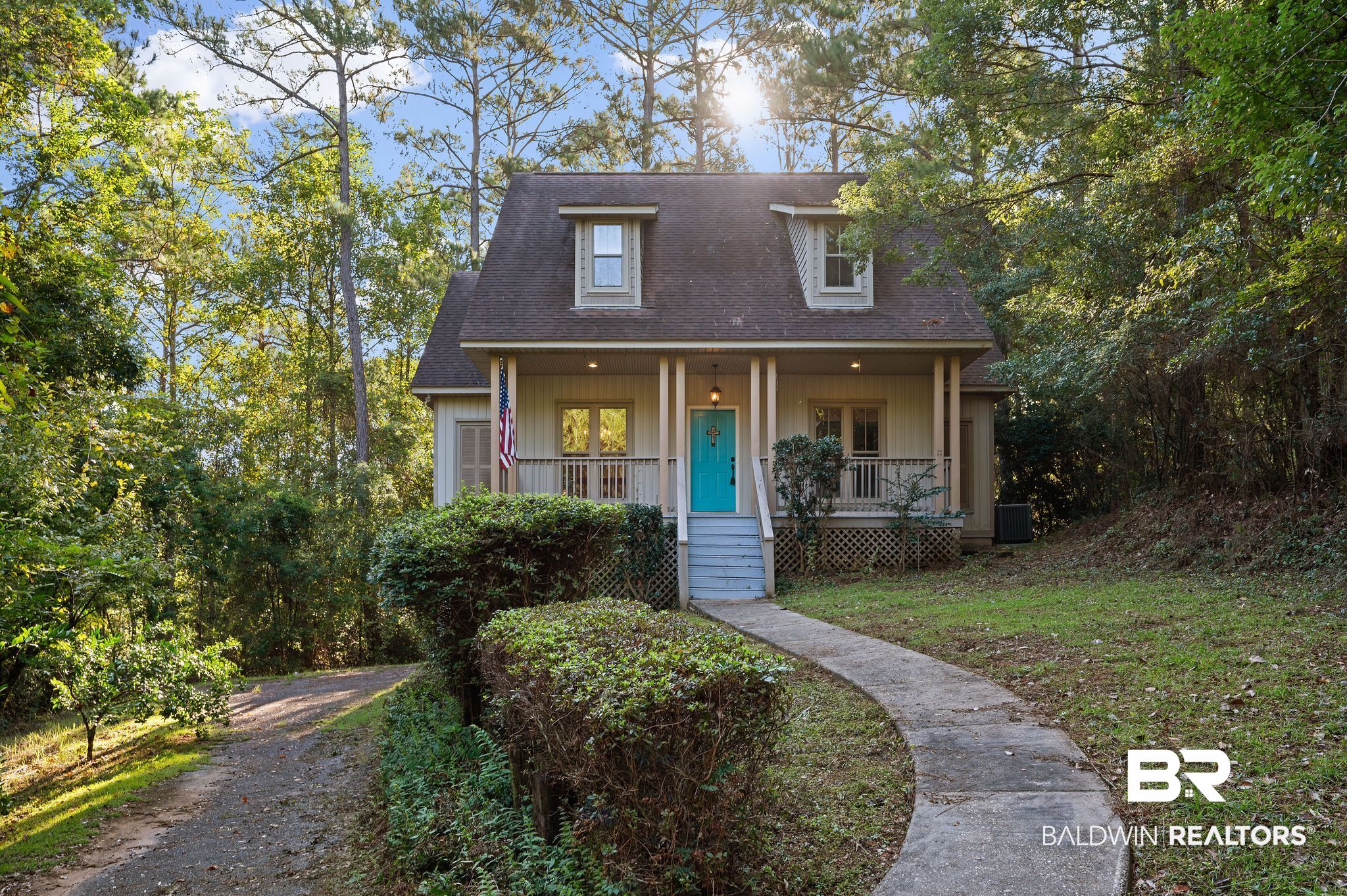 102 Bell Circle — photo