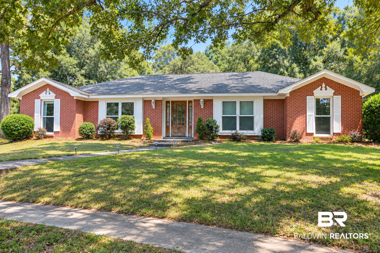 2805 Westmoor Court — photo