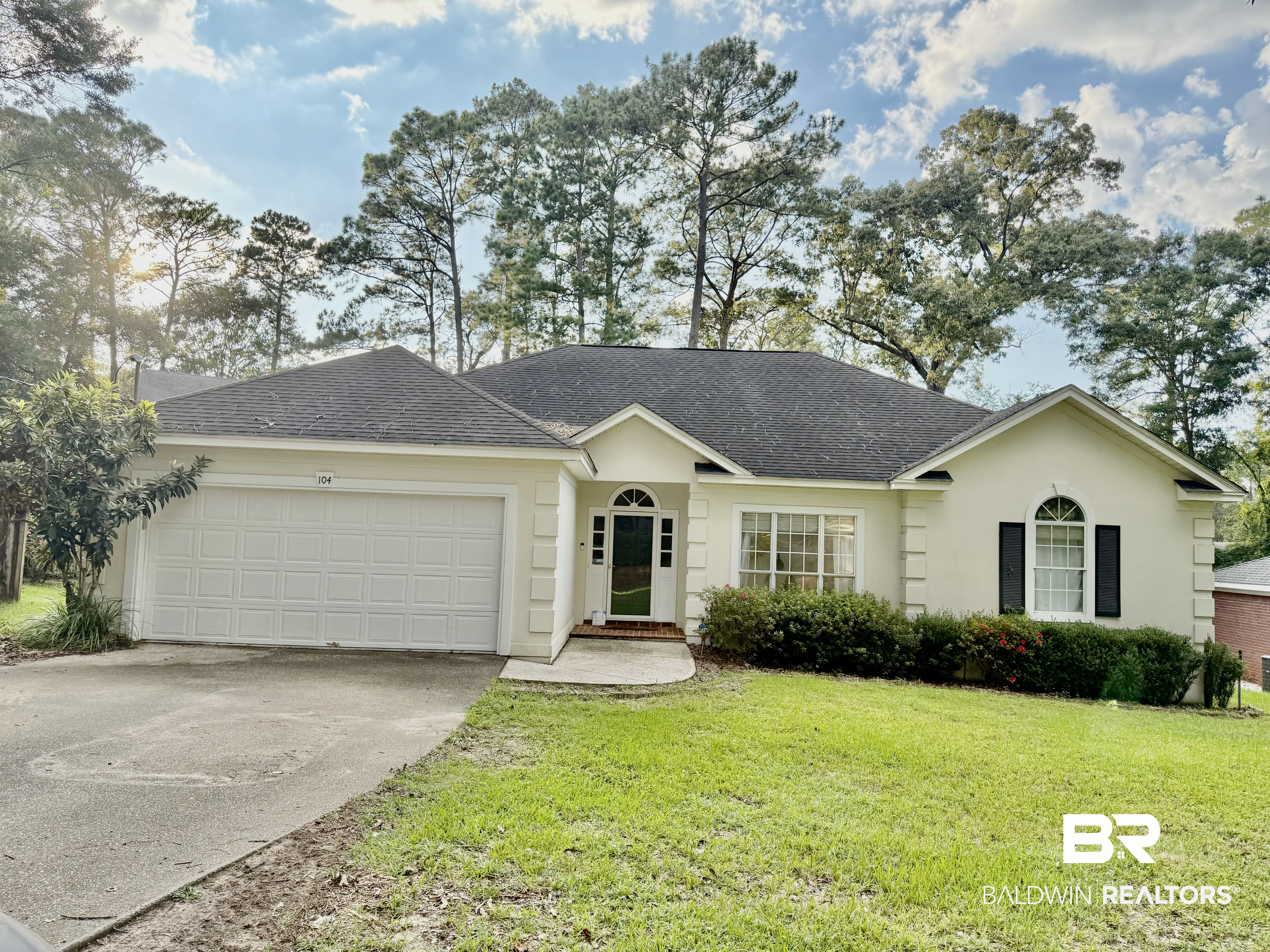 104 Wild Oak Drive — photo