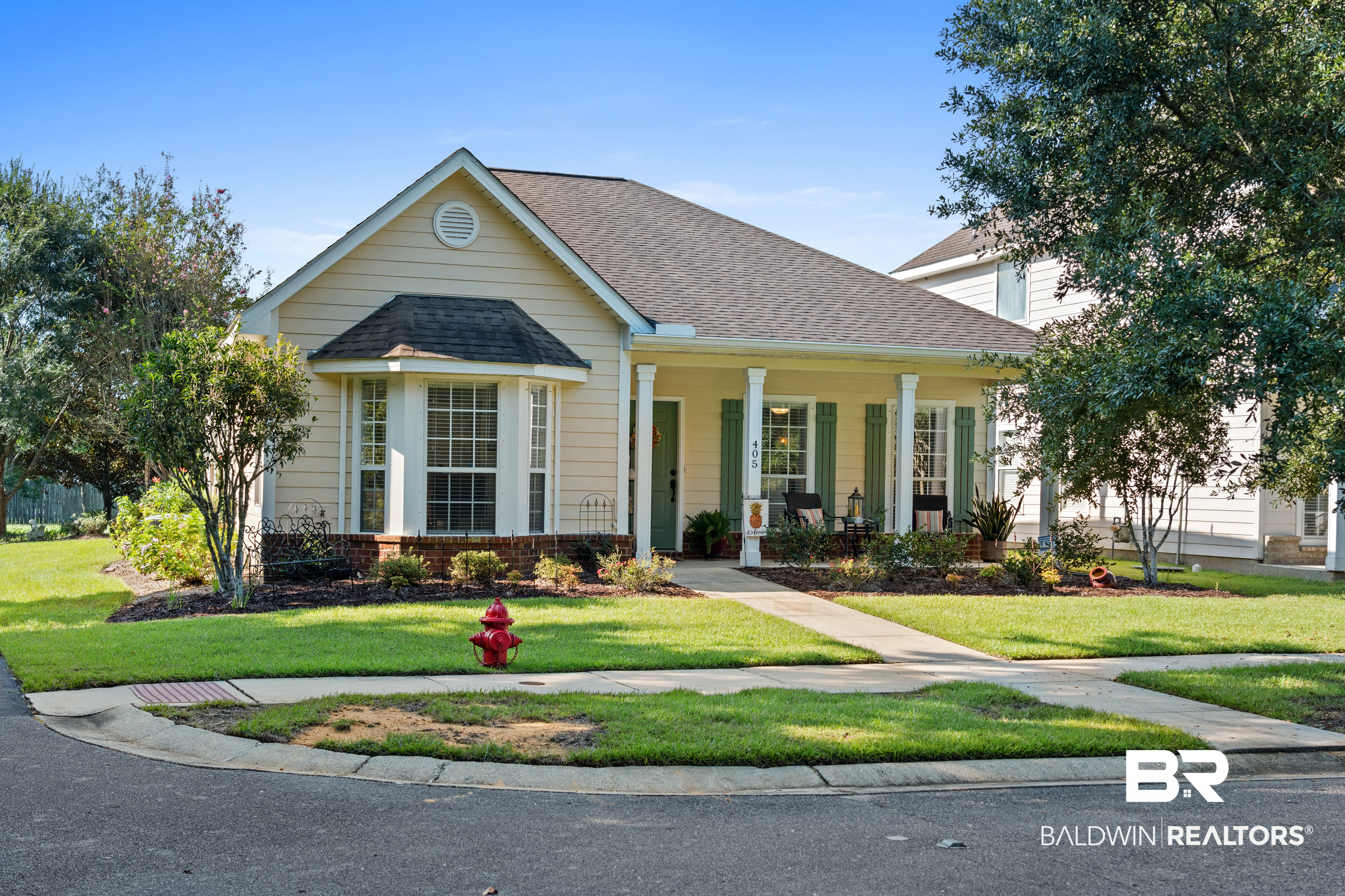 405 Majestic Beauty Avenue — photo