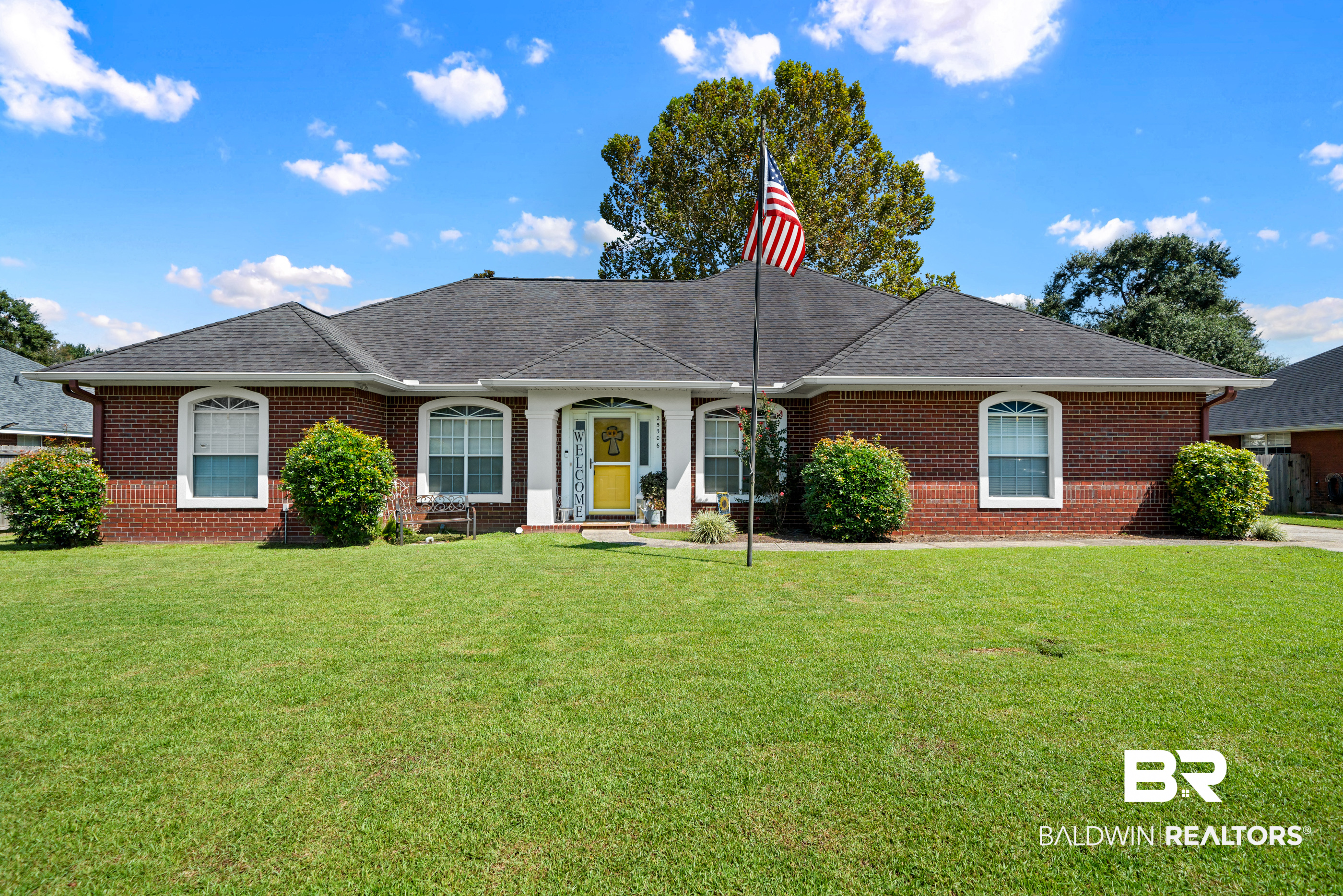 25306 Lakeland Drive — photo