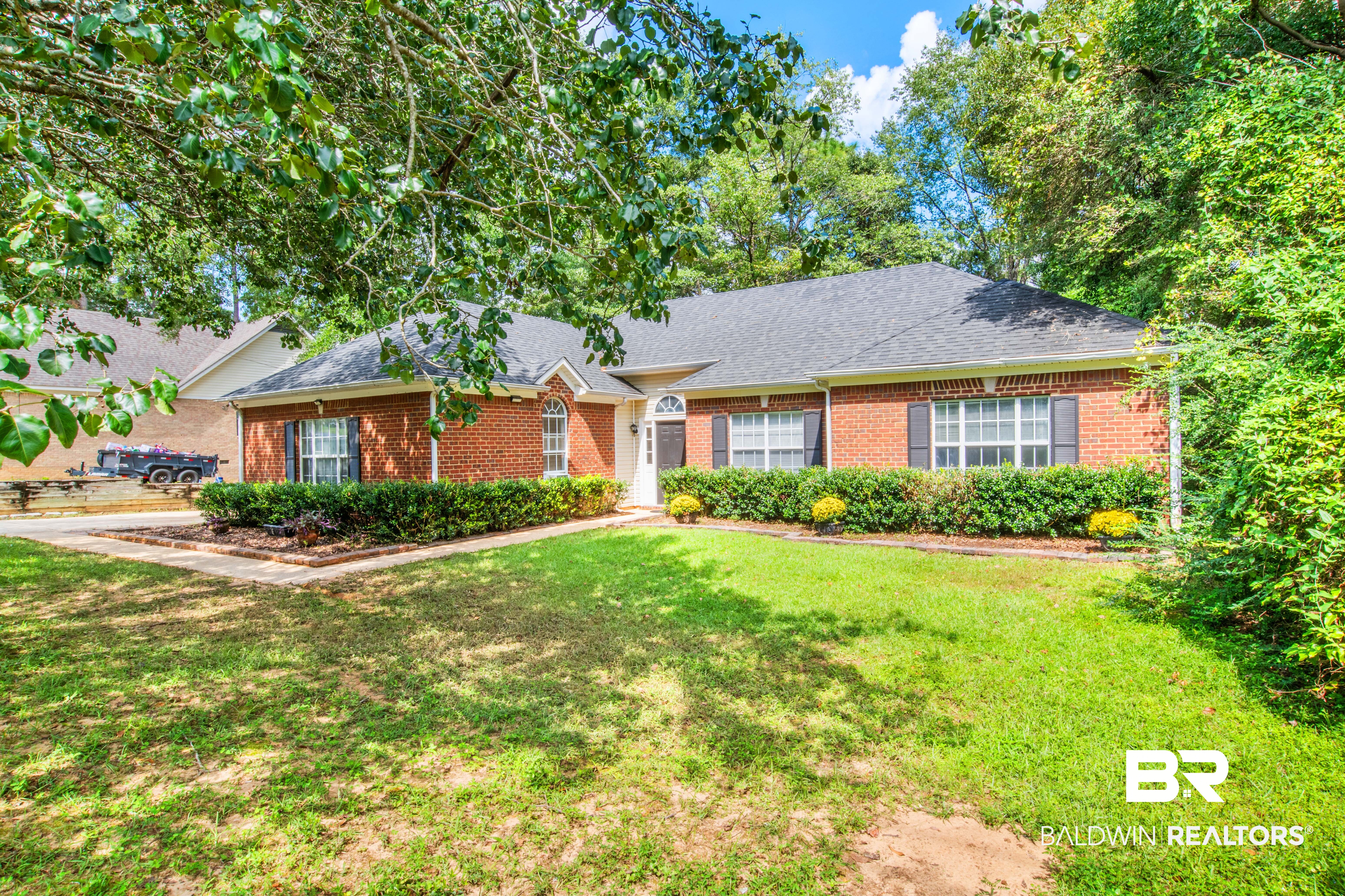 117 Geneva Drive — photo