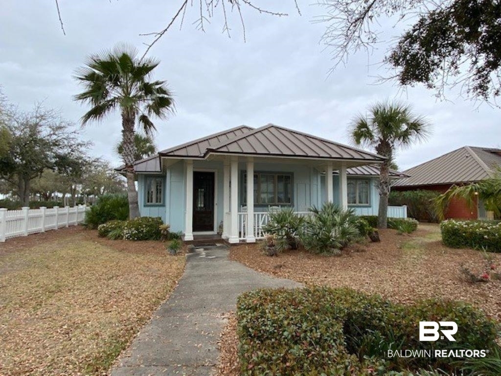 8762 Greenwich Court #18 — photo