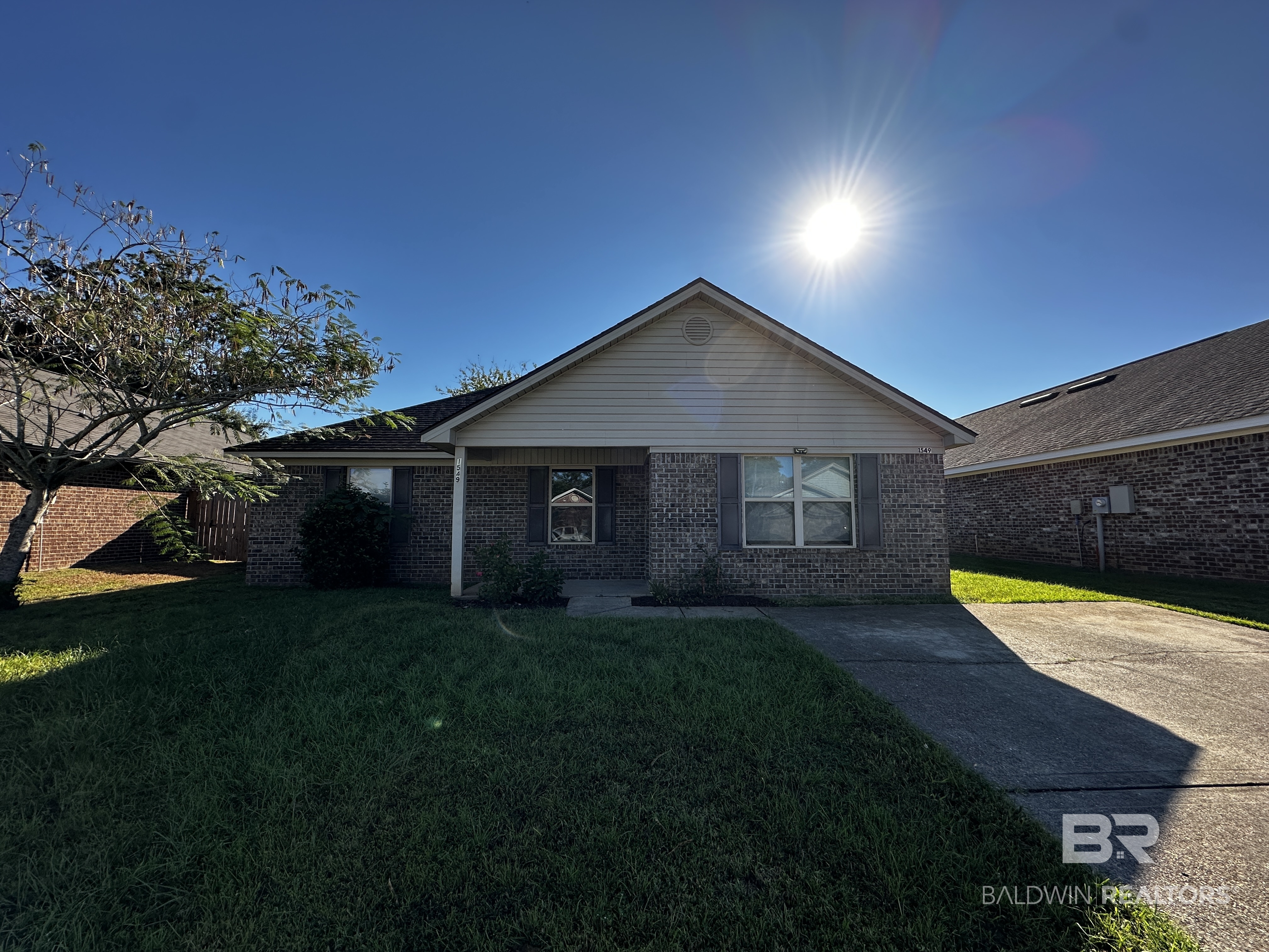 1549 Majesty Loop — photo