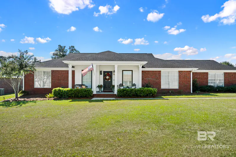 9814 Silverwood Drive — photo