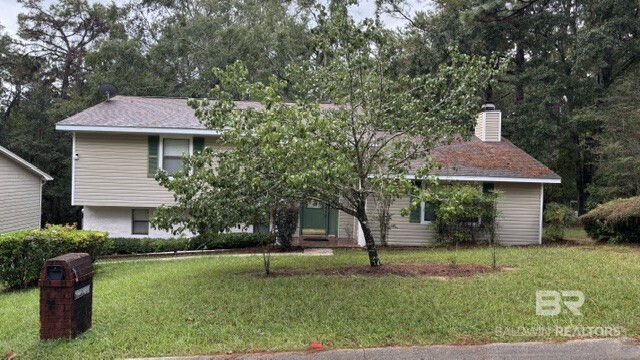 212 Bay View Drive — photo