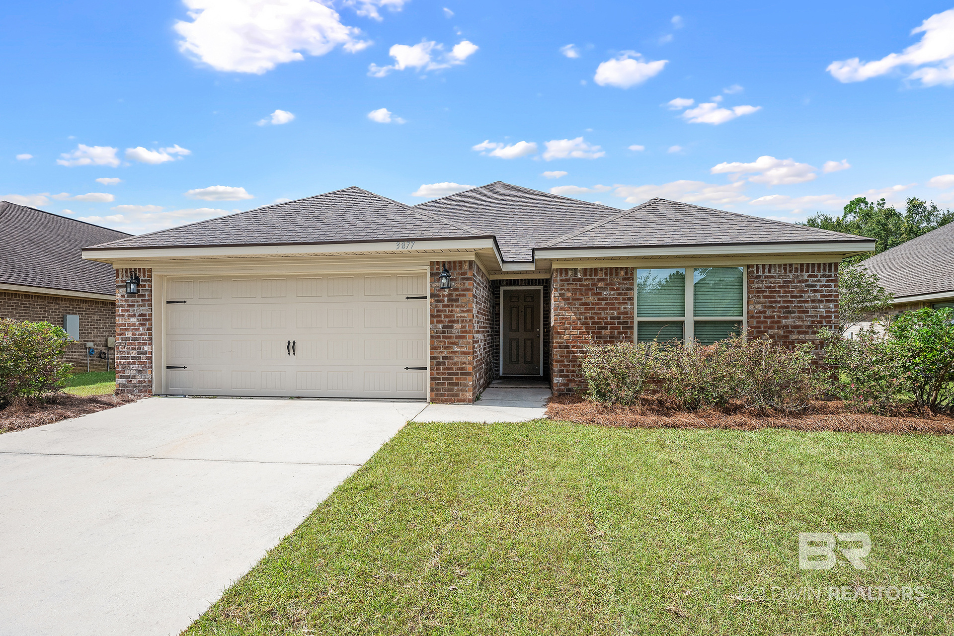 3877 Chesterfield Lane — photo
