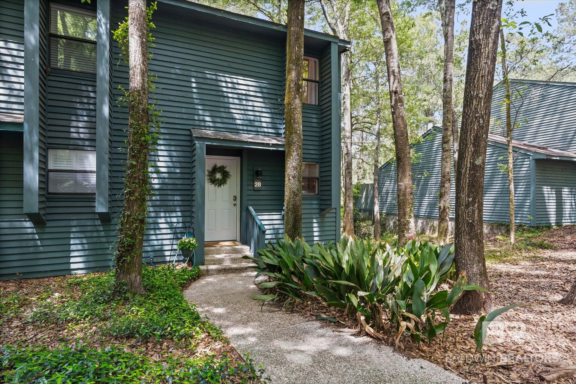28 Summer Oaks Drive — photo
