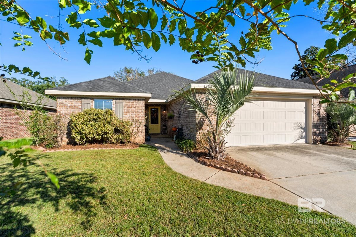 1304 Majesty Loop — photo