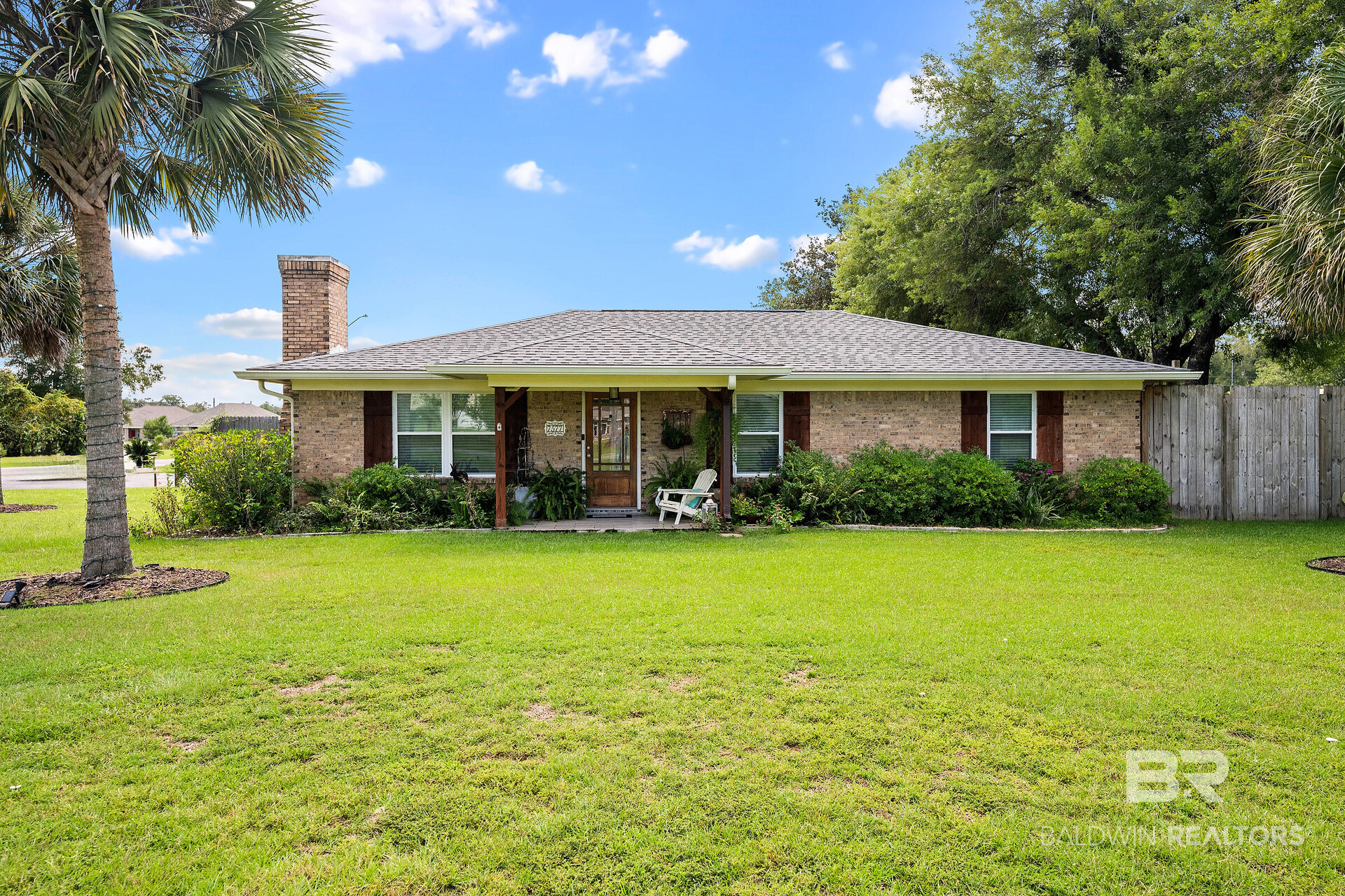 7577 Simmons Drive — photo
