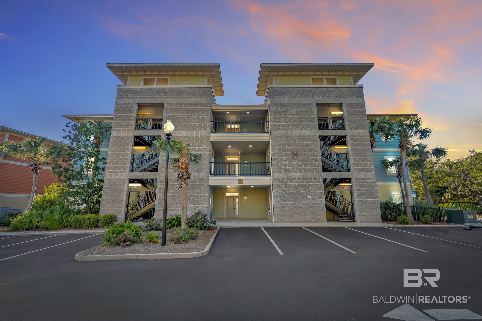 1430 Regency Road #H301 — photo