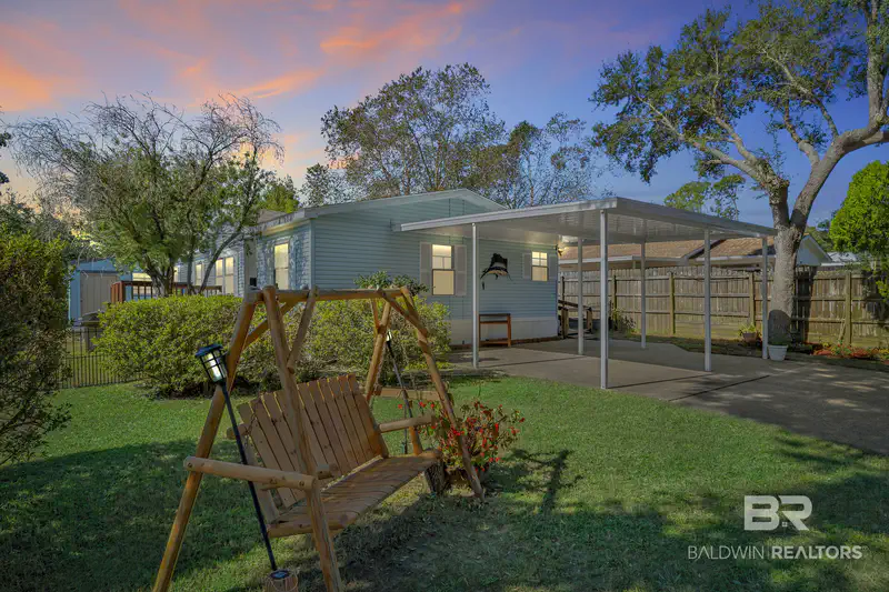 1715 Spanish Cove Dr. South — photo